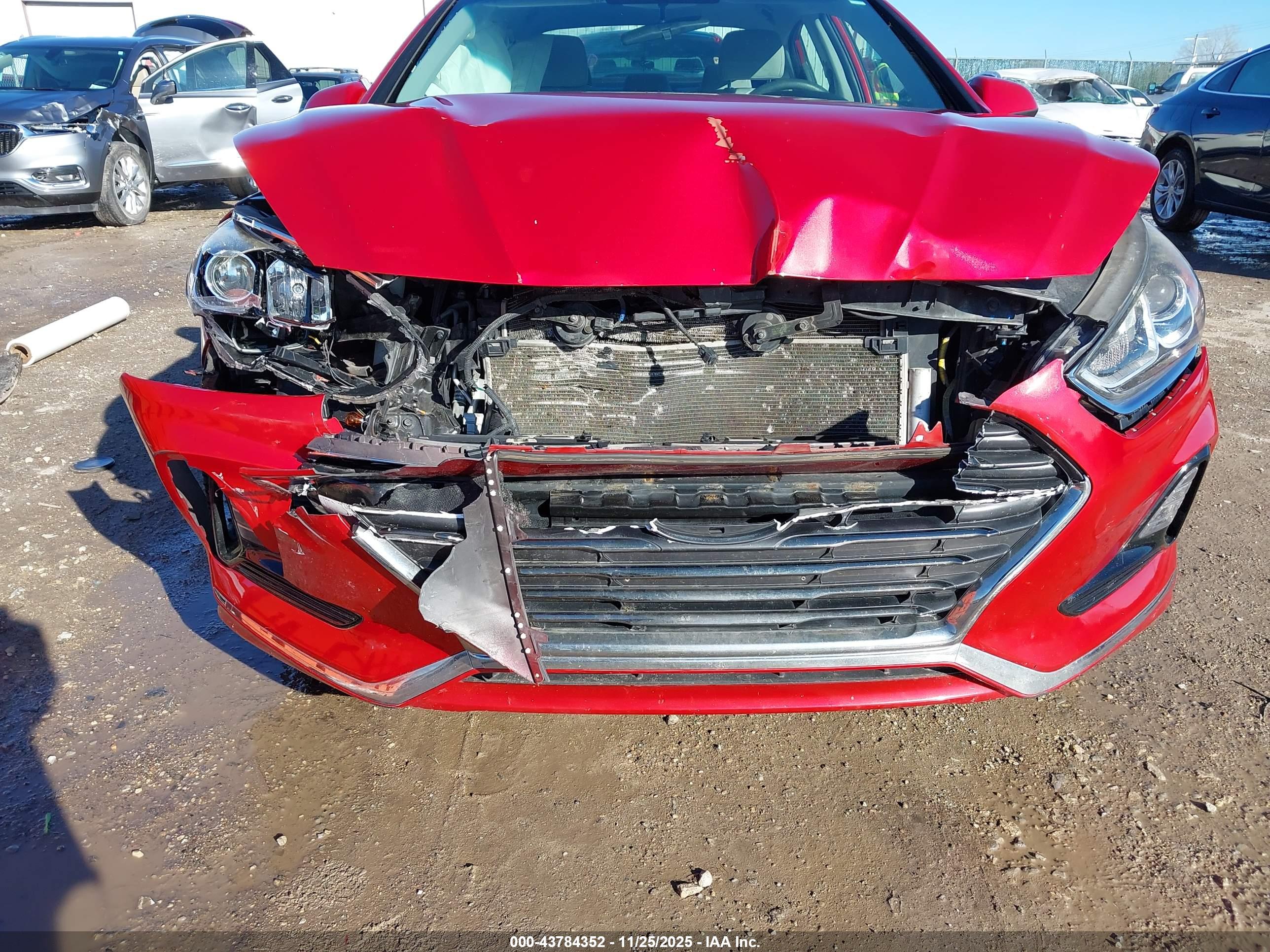 HYUNDAI SONATA image 6