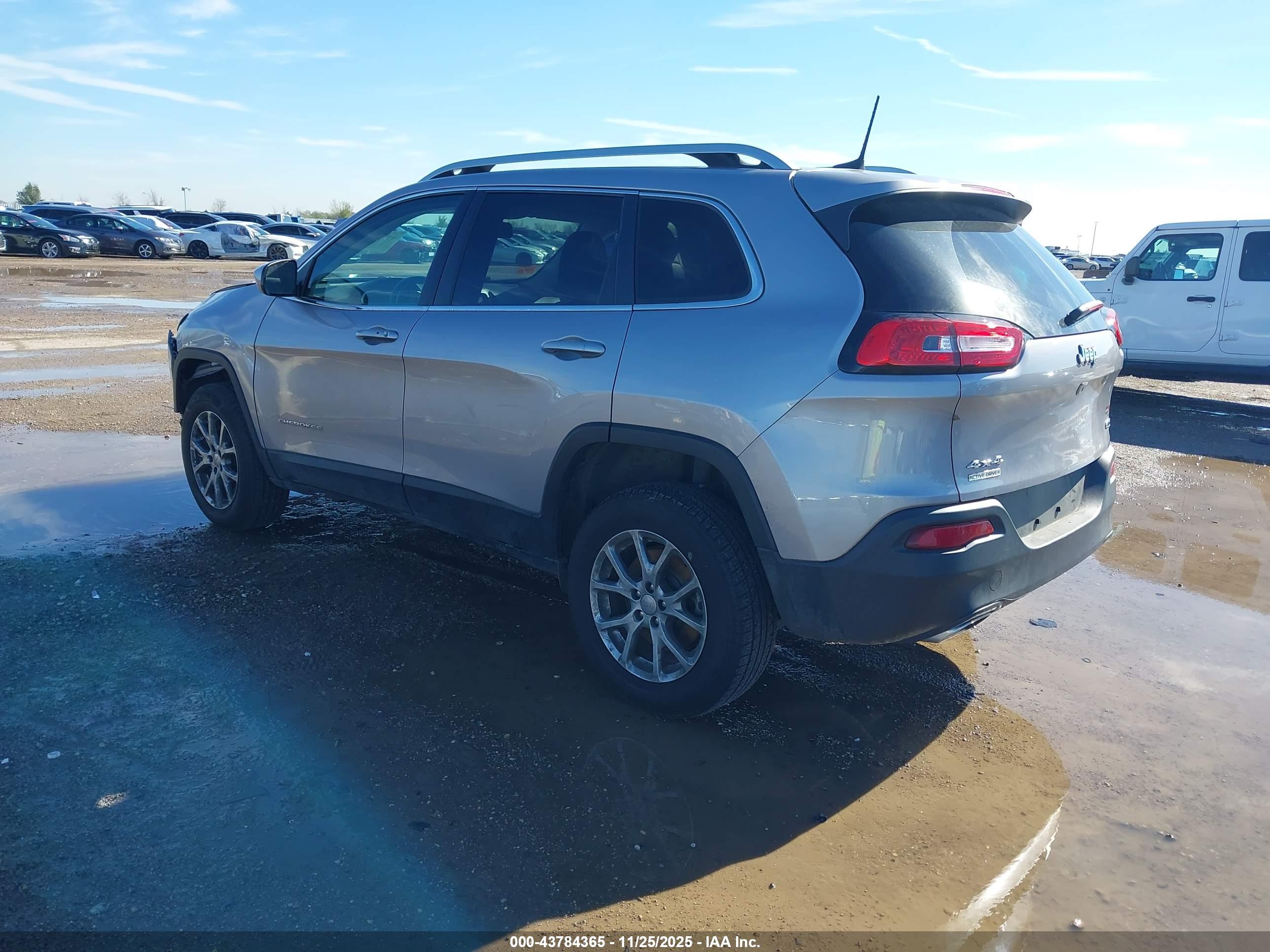 JEEP CHEROKEE image 3