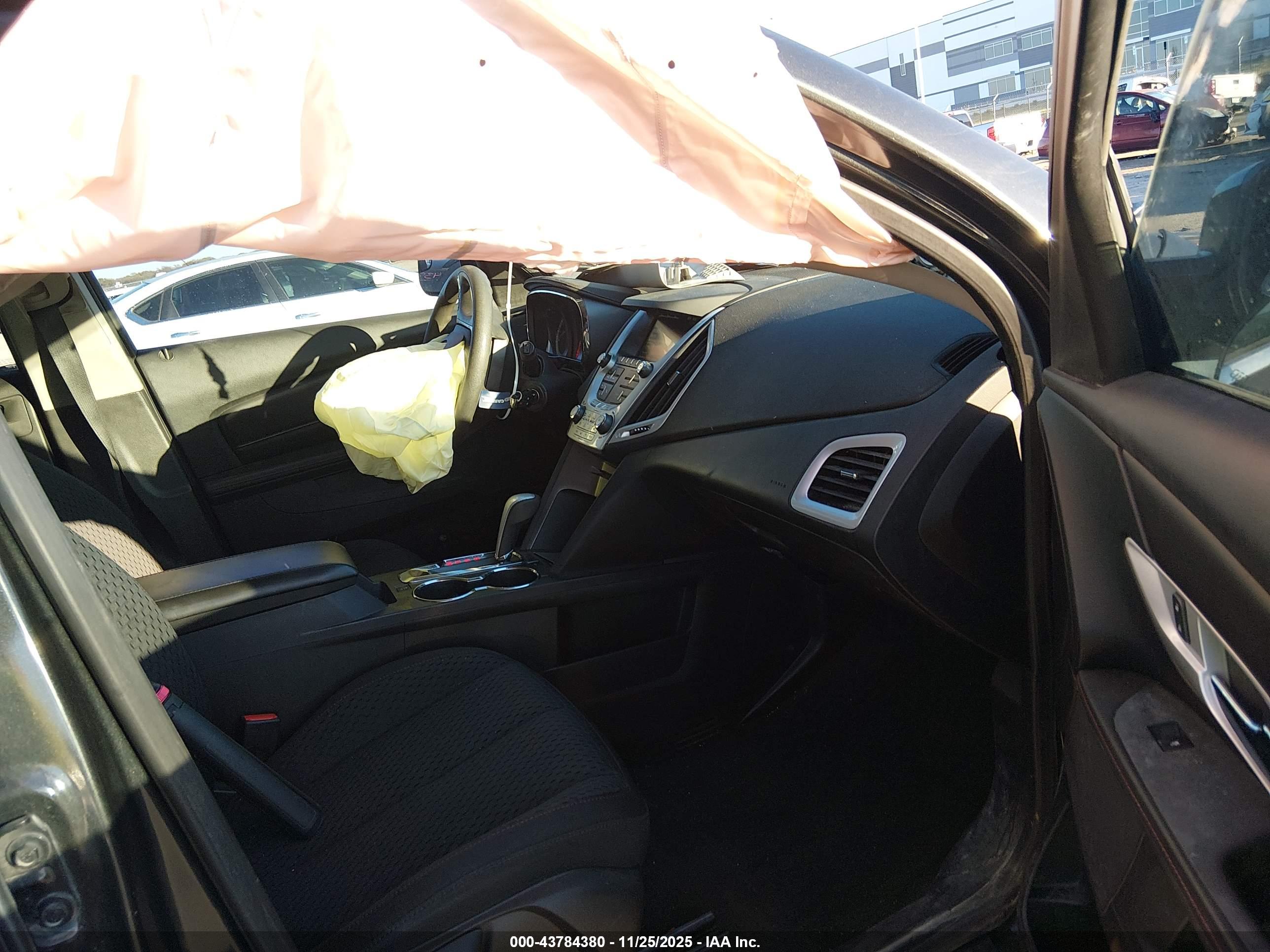 GMC TERRAIN image 5