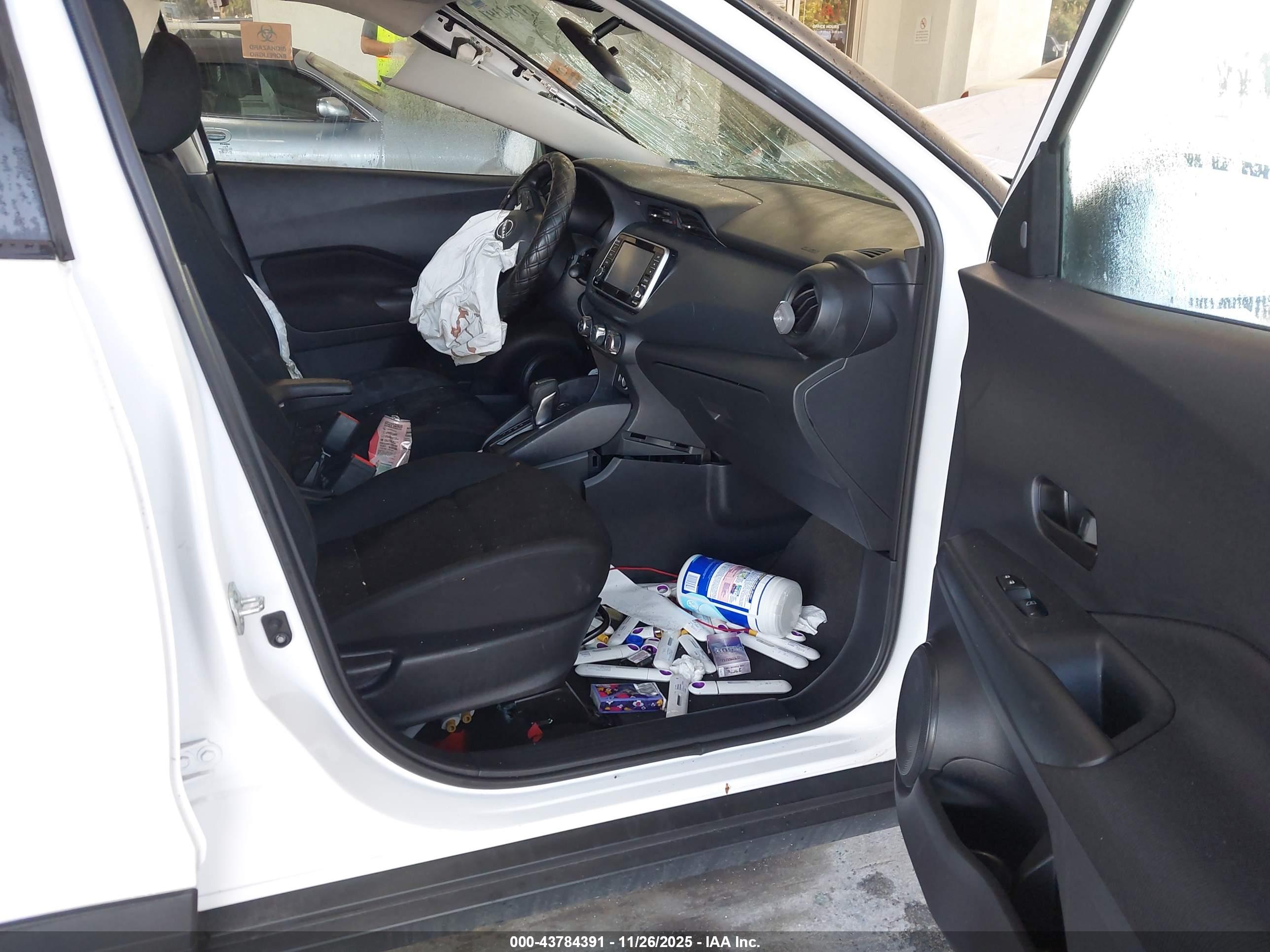NISSAN KICKS image 5