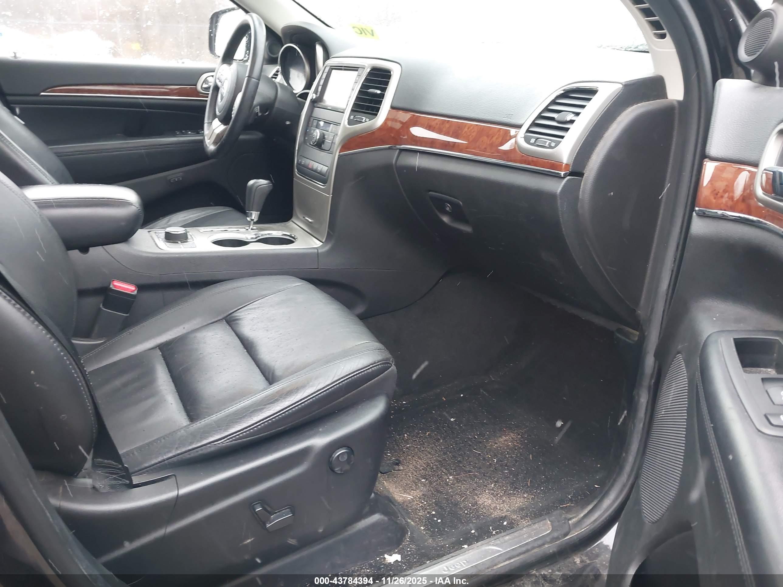 JEEP GRAND image 5