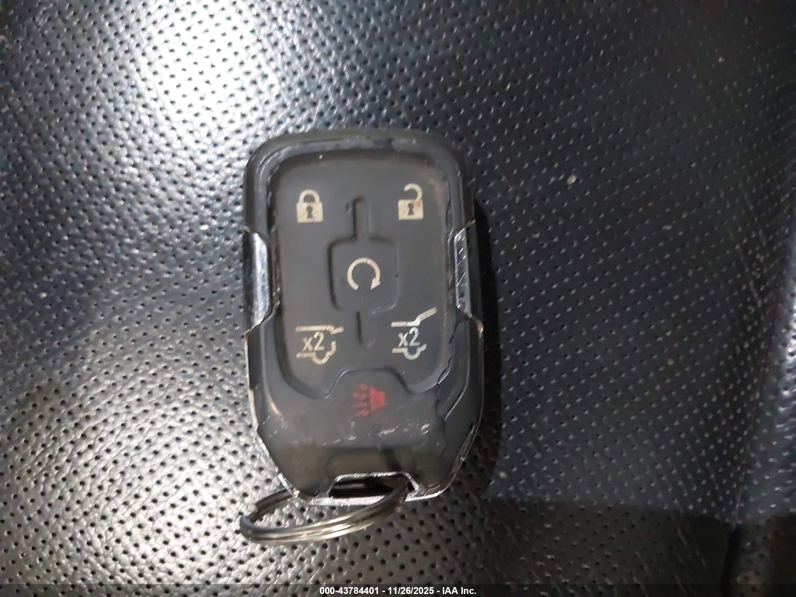 CHEVROLET SUBURBAN image 11