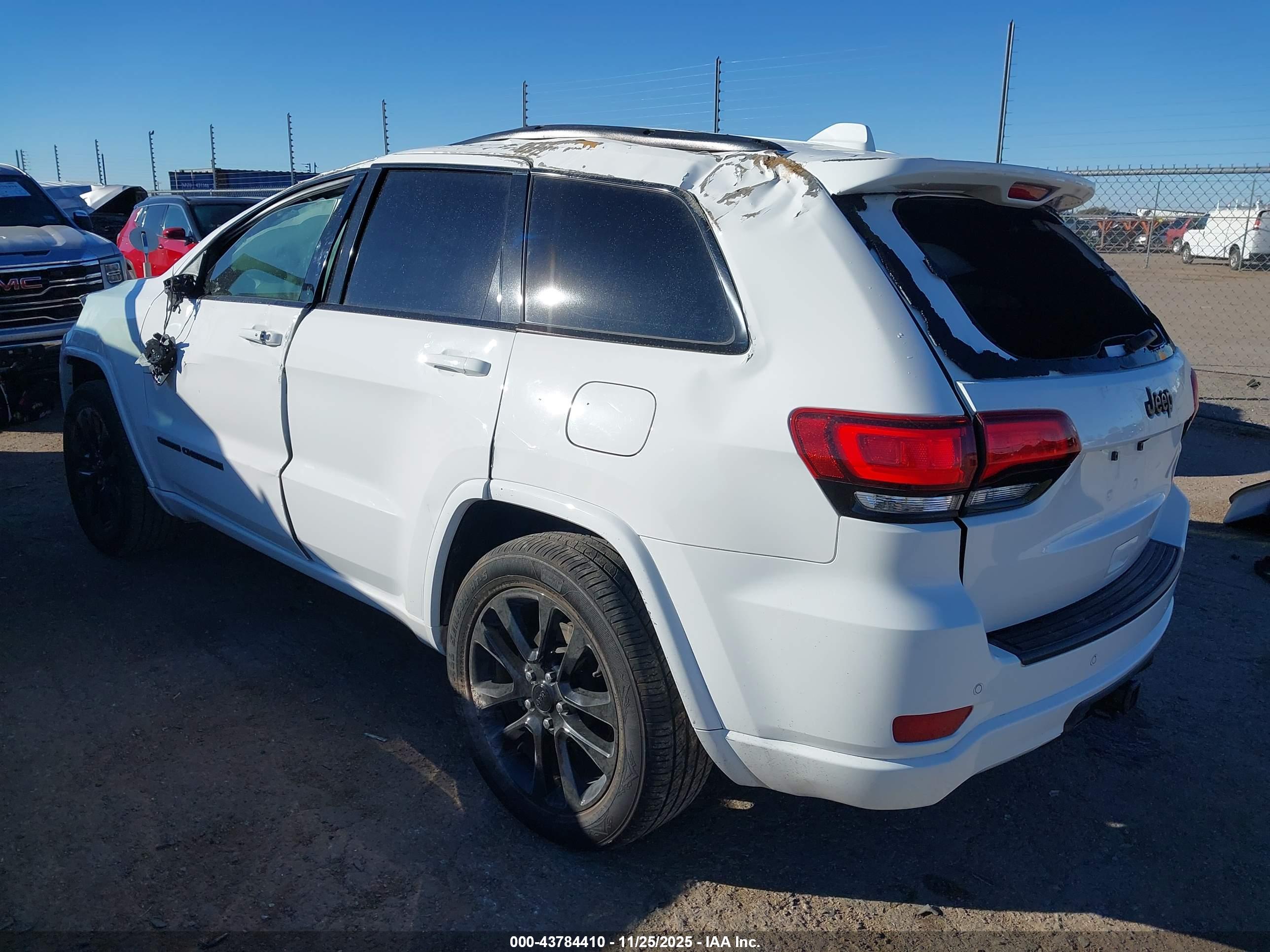 JEEP GRAND image 3