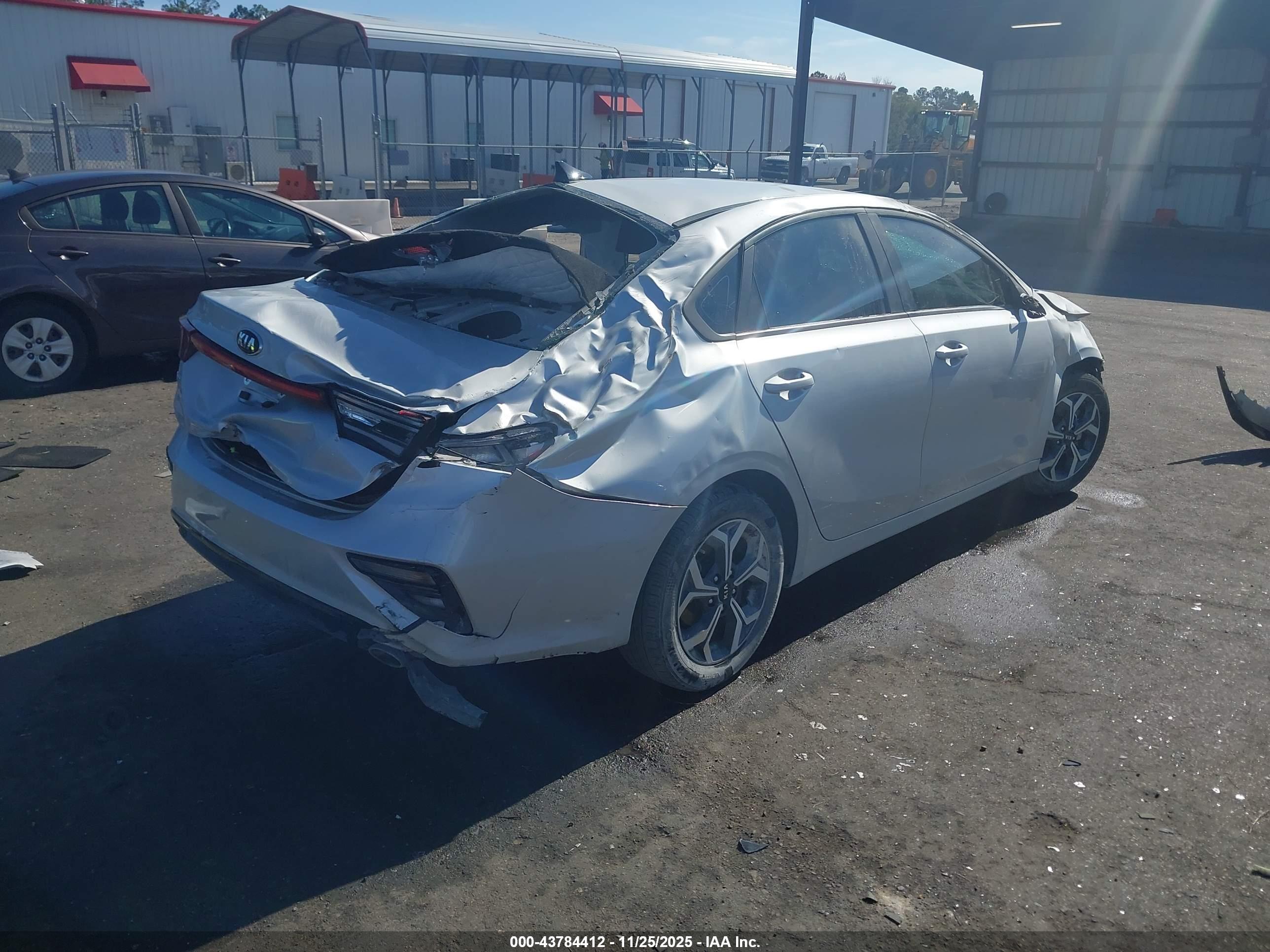 KIA FORTE image 4