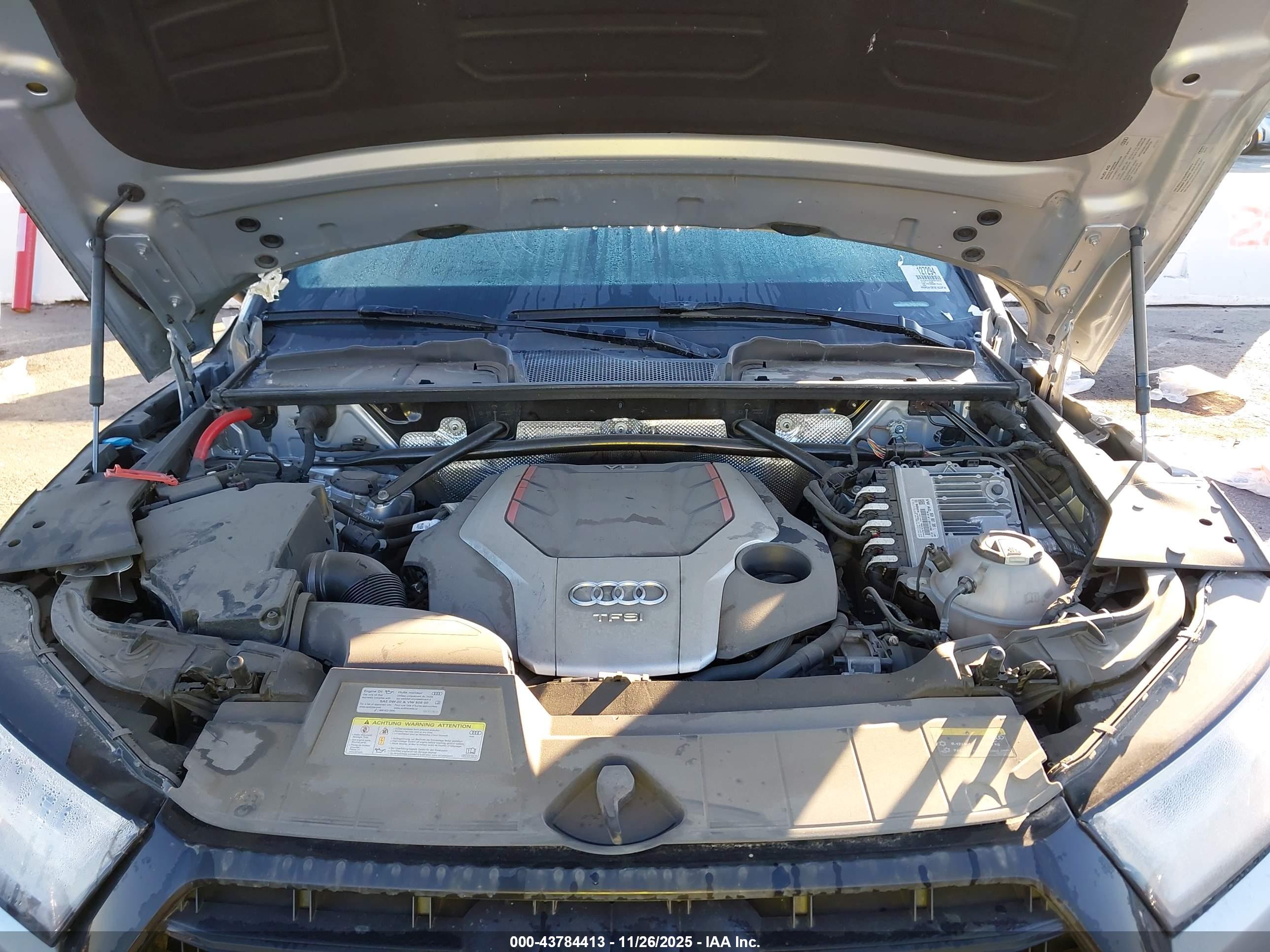 AUDI SQ5 image 10