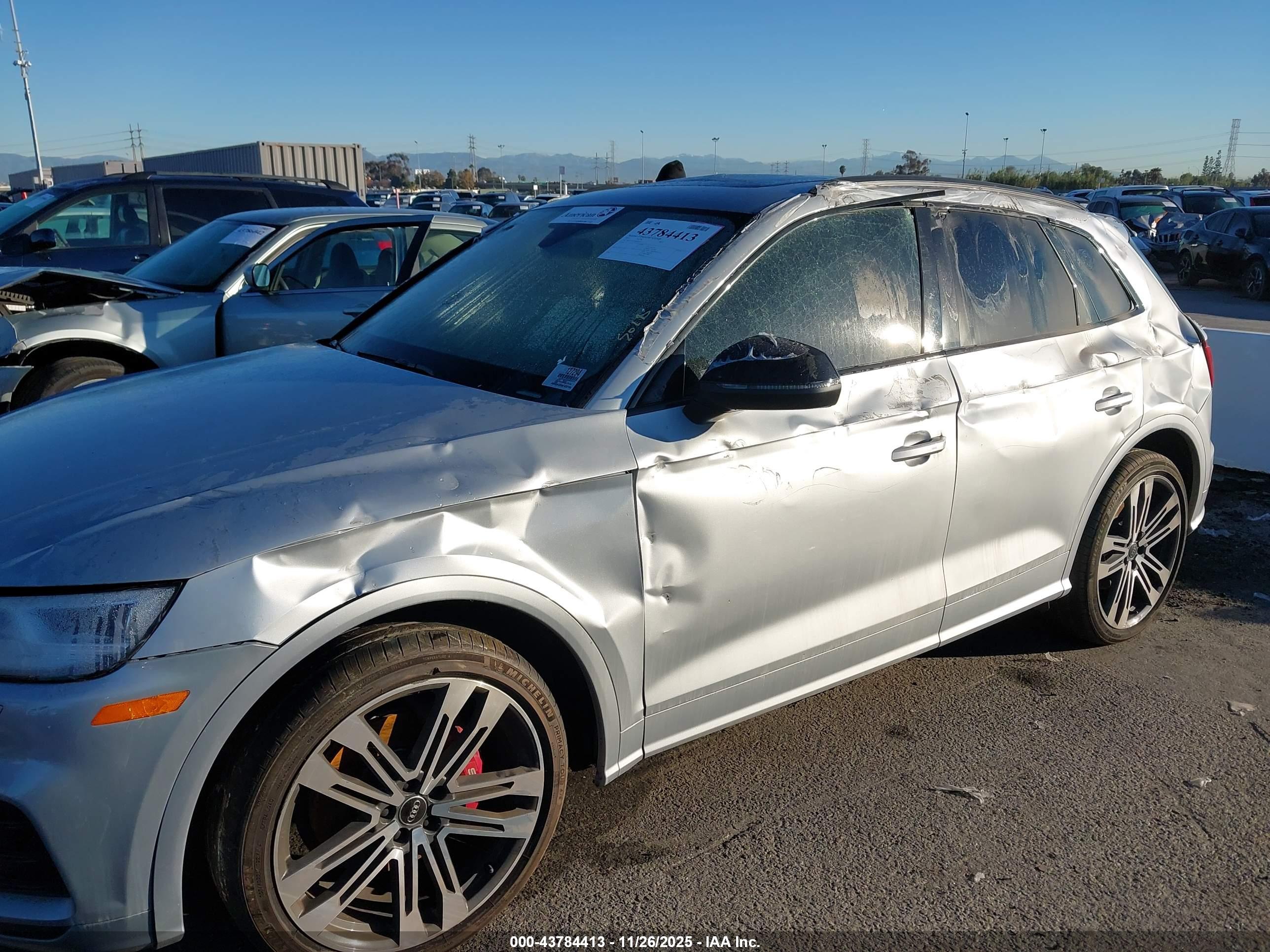 AUDI SQ5 image 6