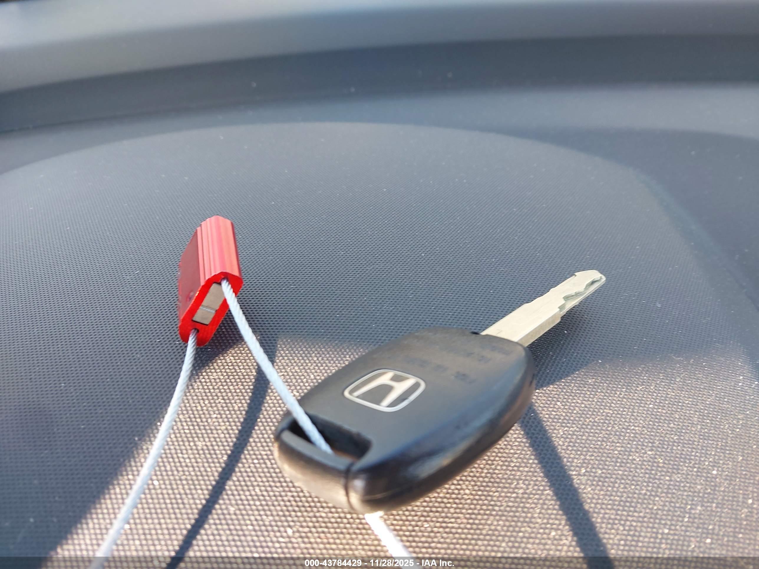 HONDA CR-V image 11