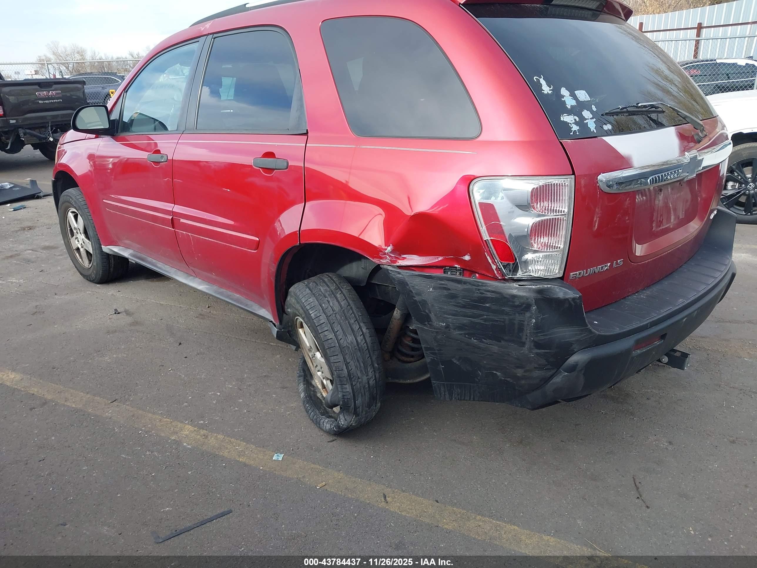 CHEVROLET EQUINOX image 3