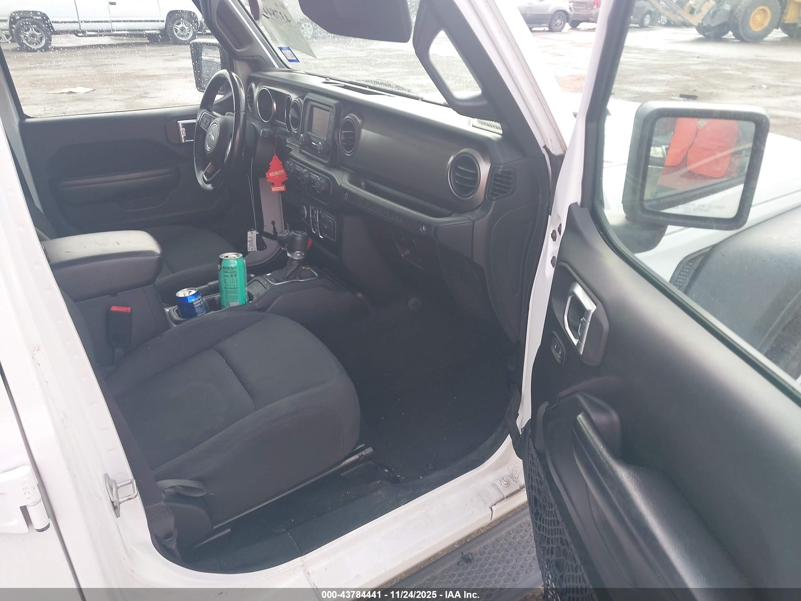 JEEP WRANGLER image 5
