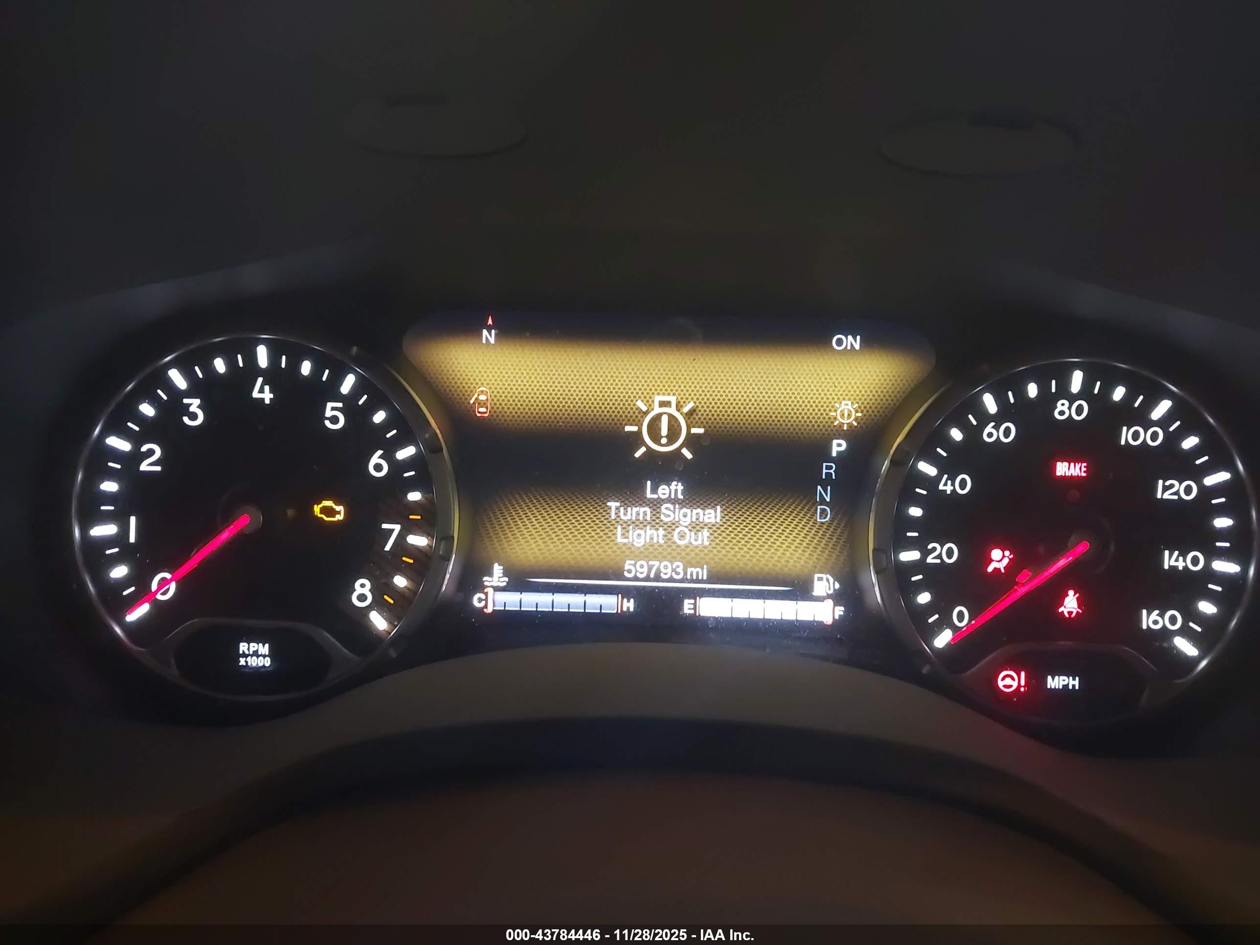 JEEP RENEGADE image 7