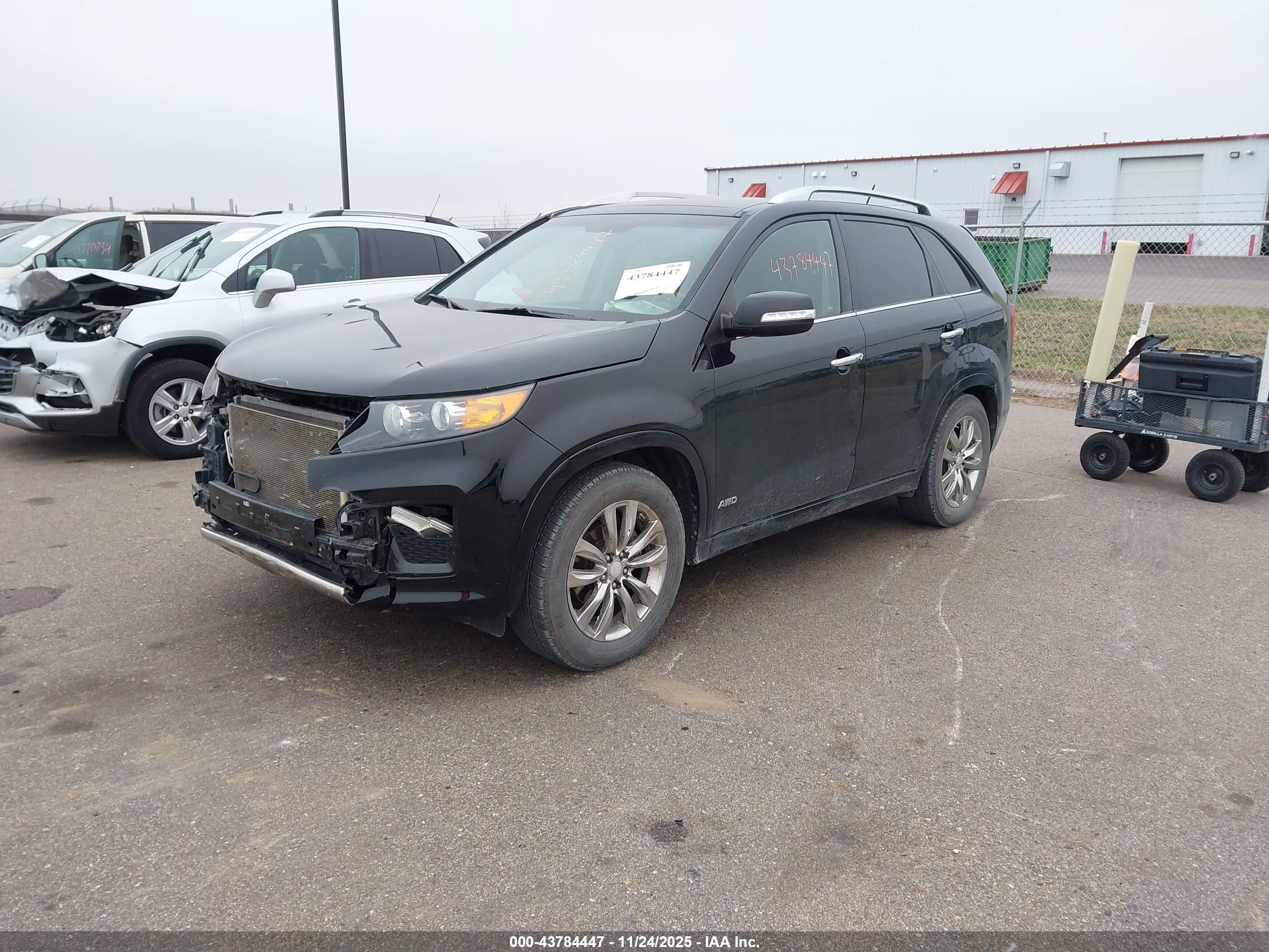 KIA SORENTO image 2