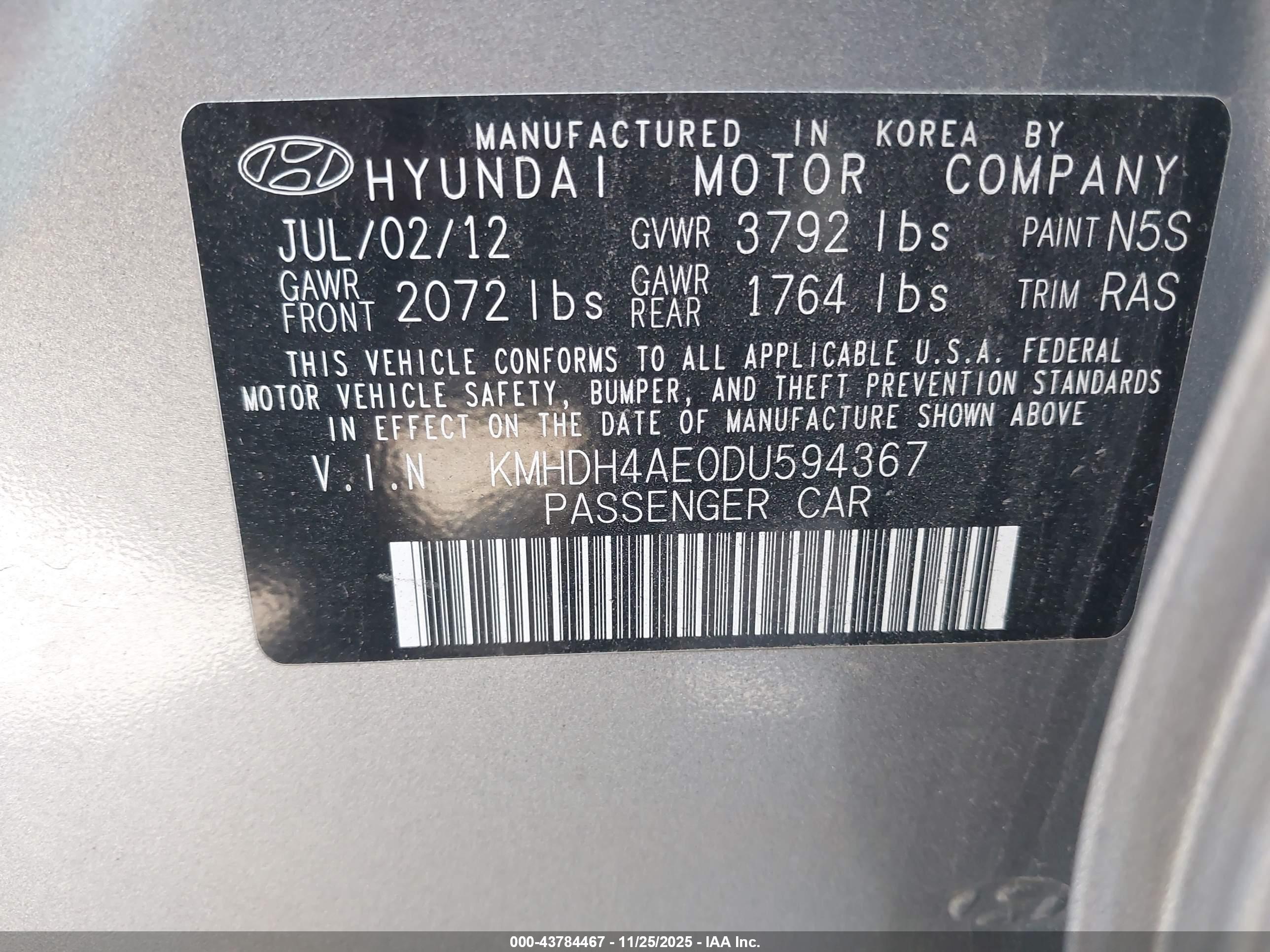 HYUNDAI ELANTRA image 9