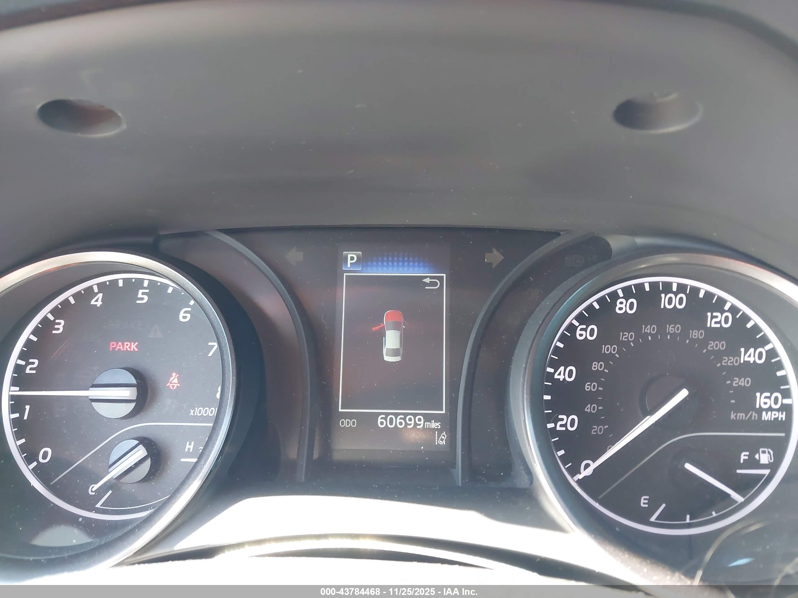 TOYOTA CAMRY image 7