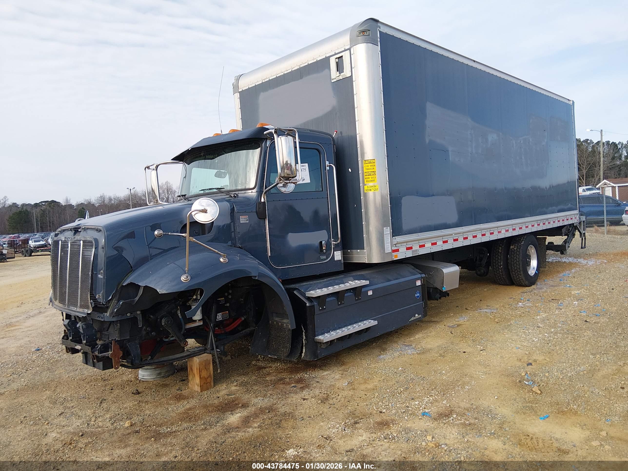 PETERBILT 337 image 2