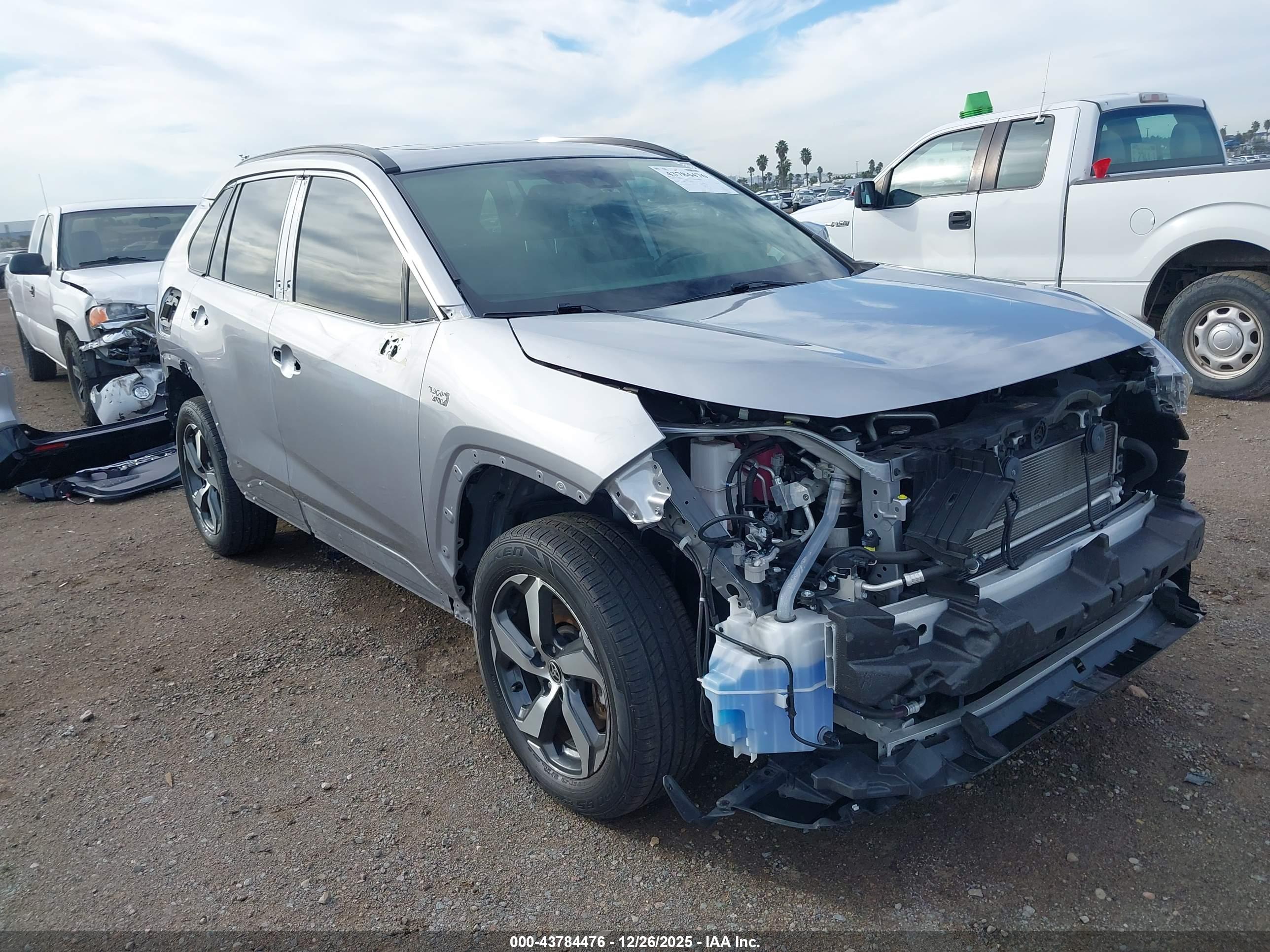 TOYOTA RAV4 image 6