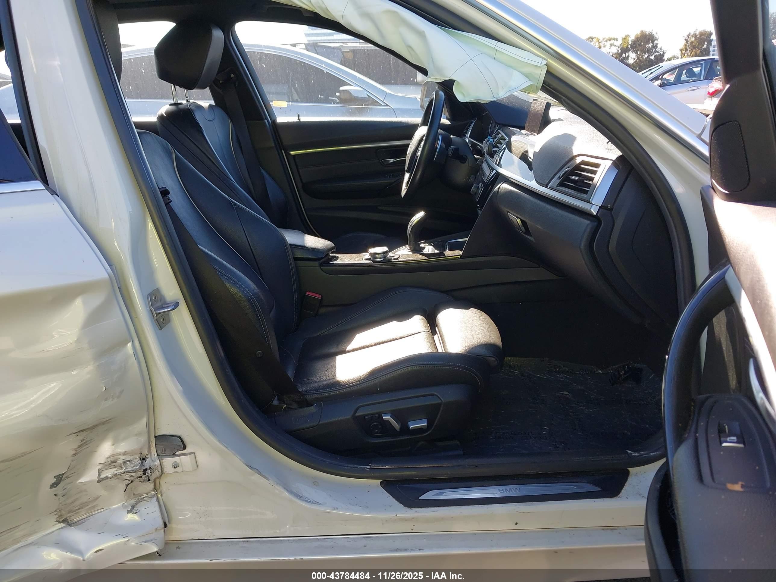 BMW 330I image 5