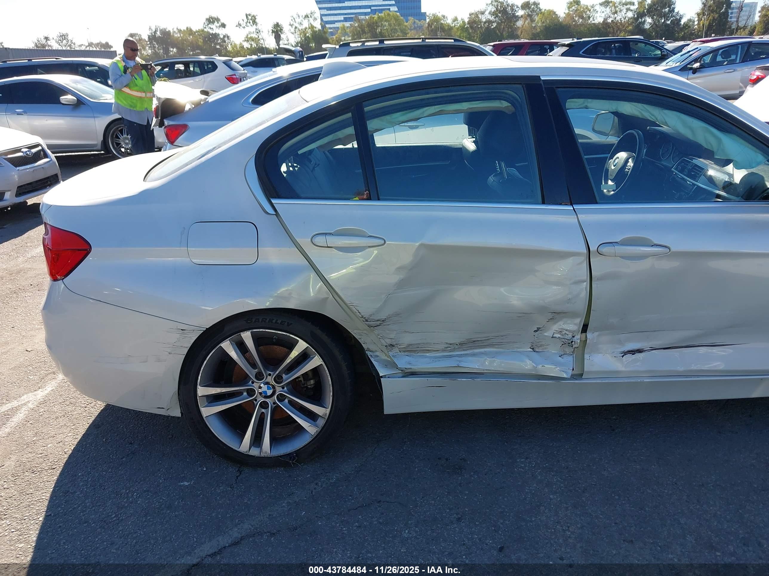 BMW 330I image 6