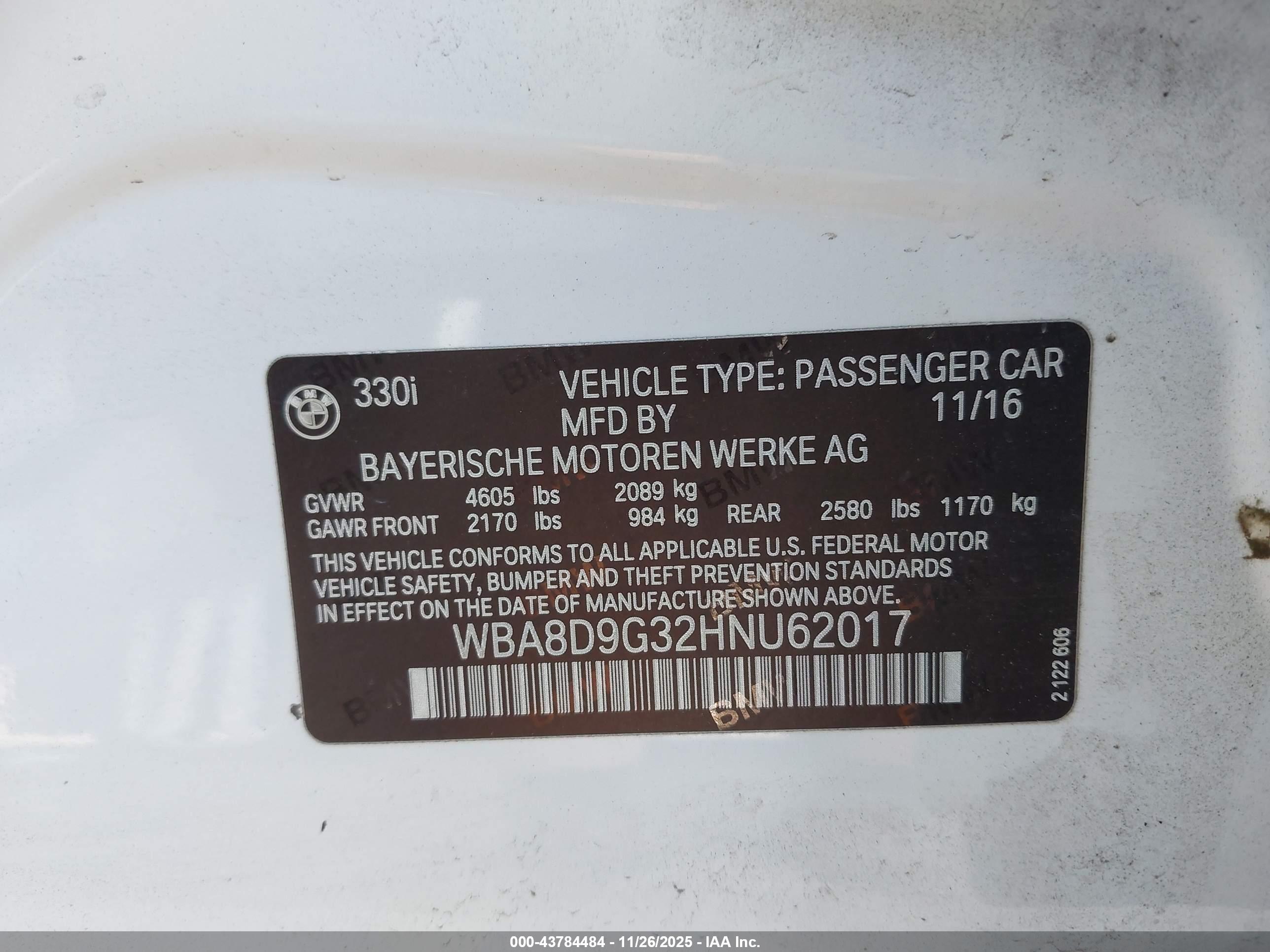 BMW 330I image 9