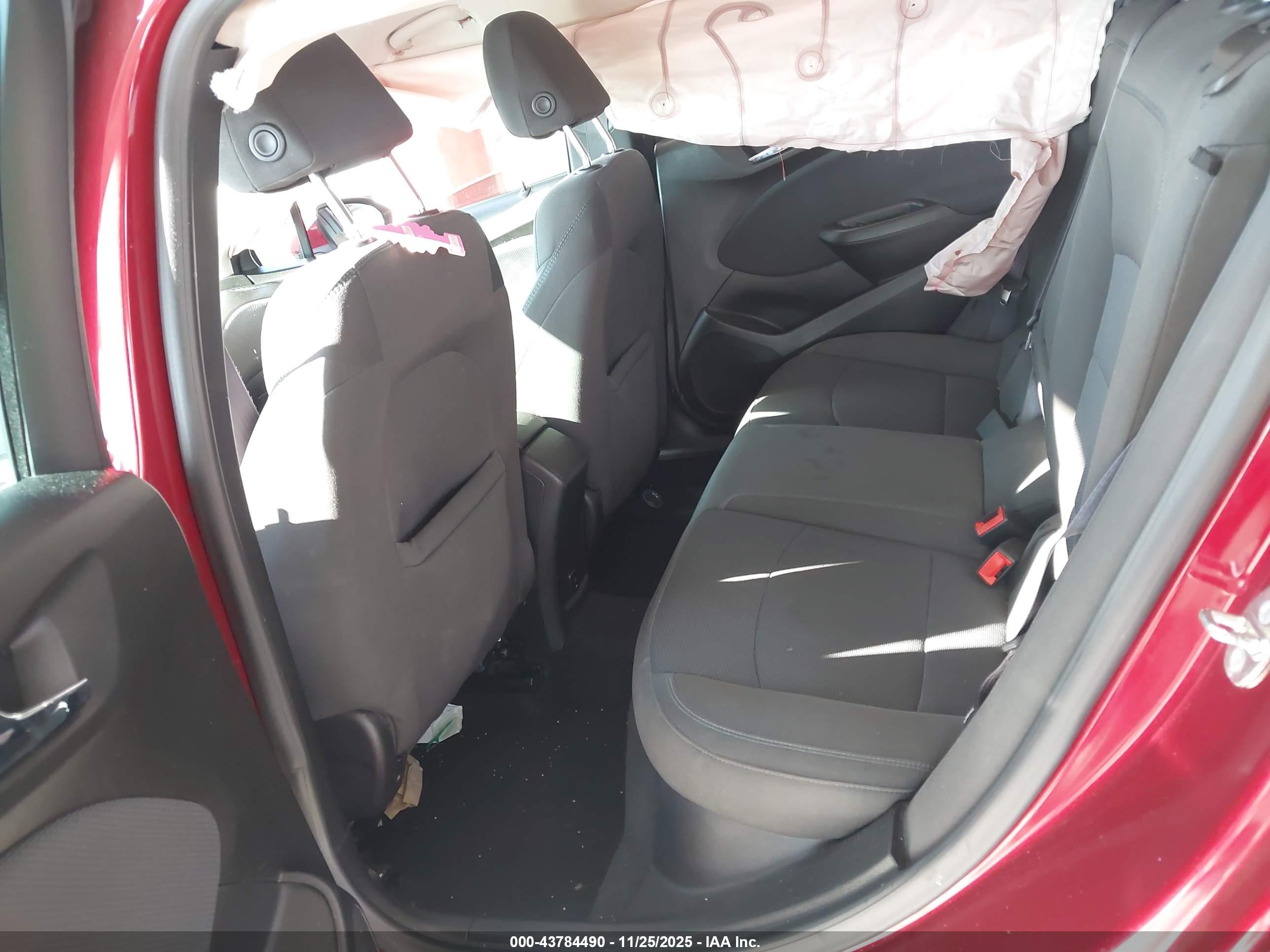 CHEVROLET CRUZE image 8