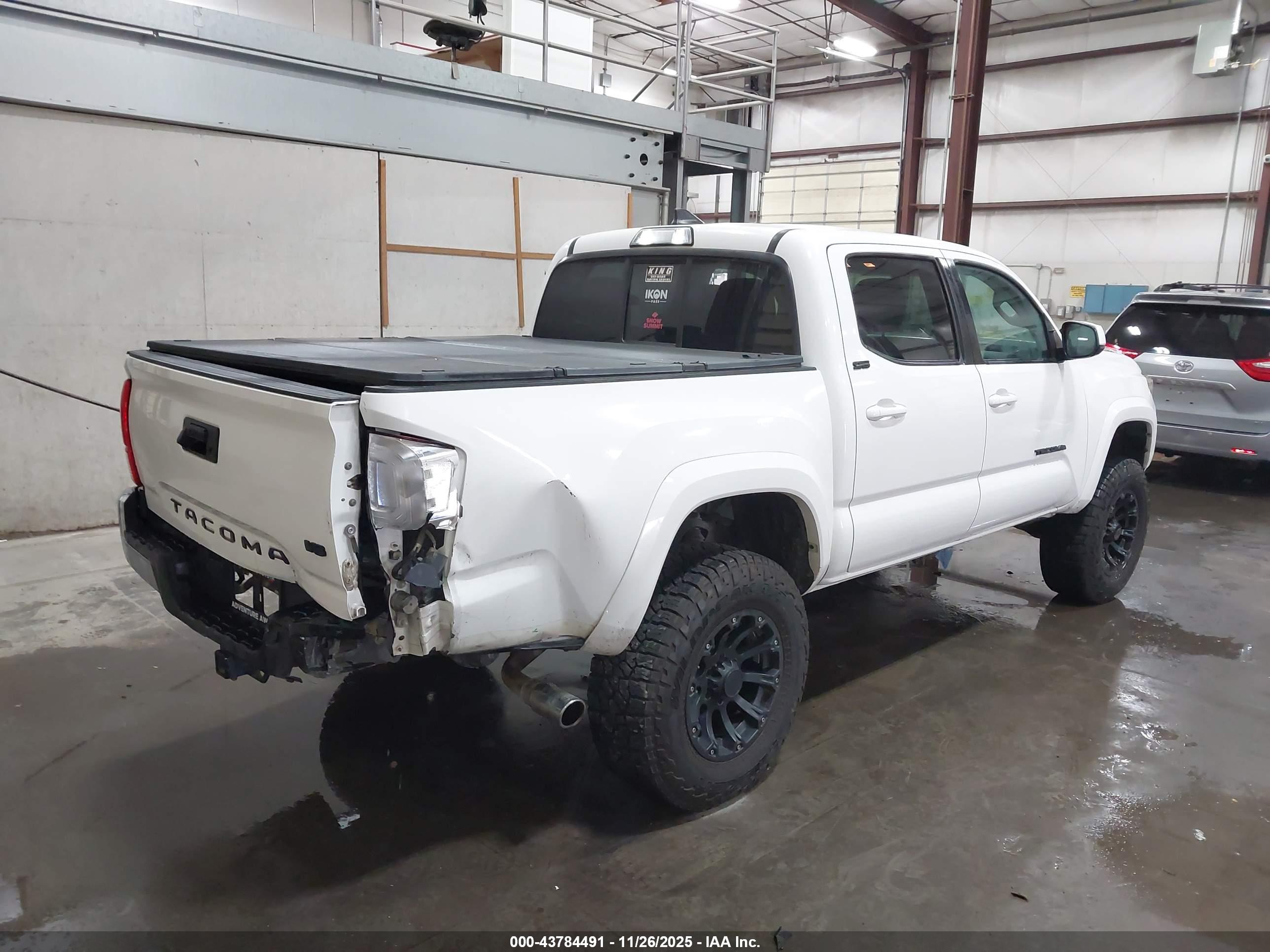 TOYOTA TACOMA image 4