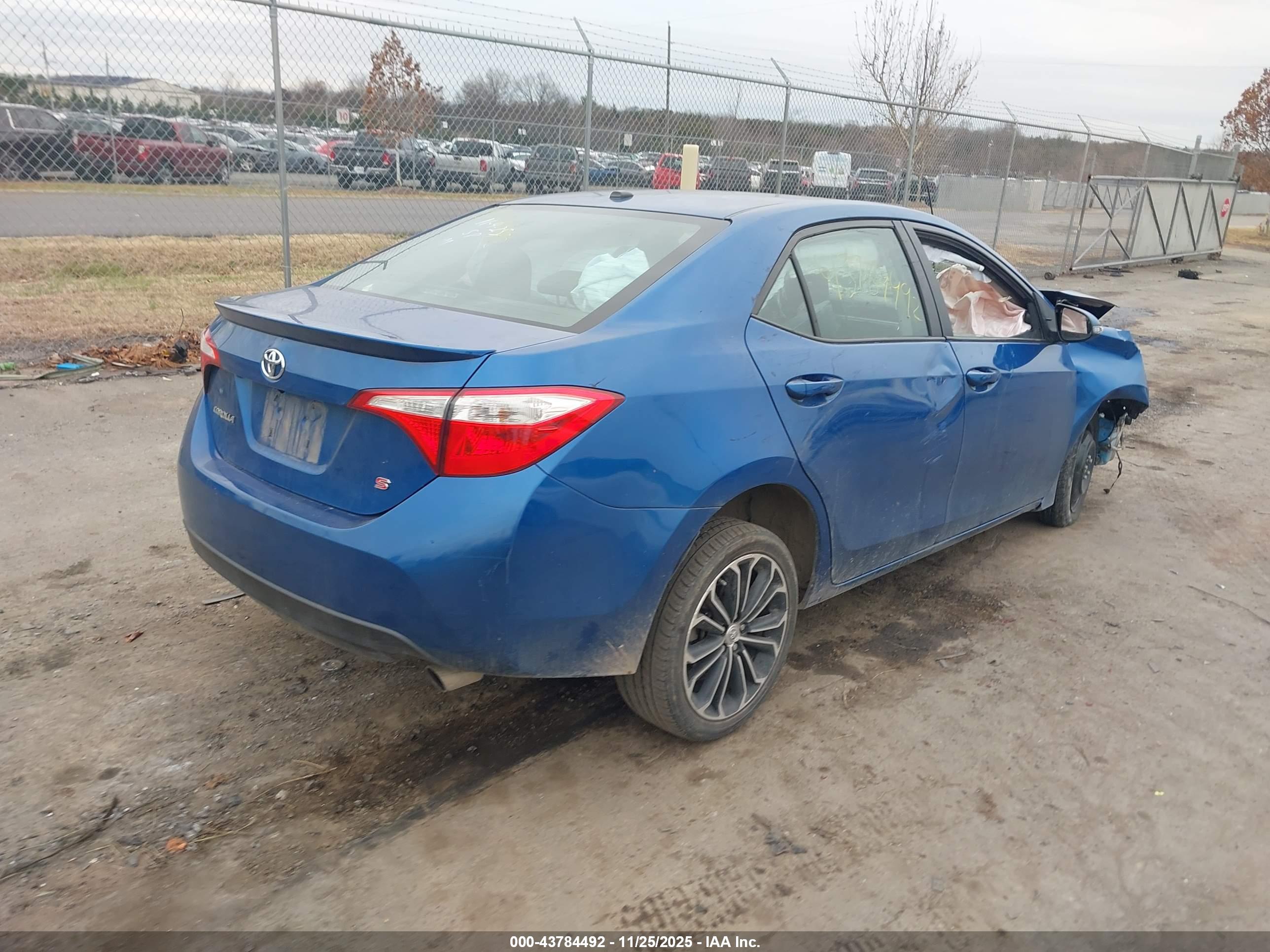 TOYOTA COROLLA image 4