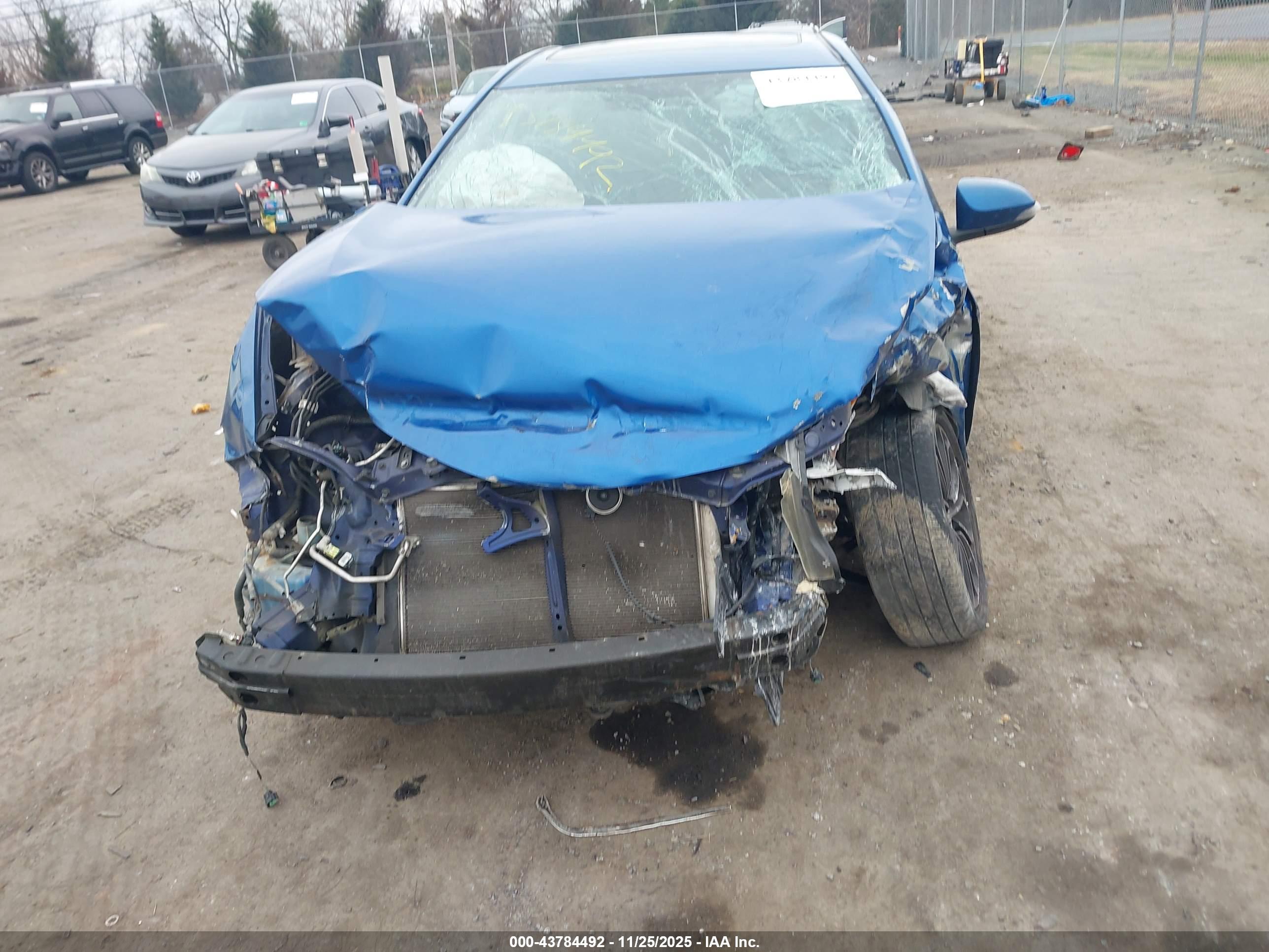TOYOTA COROLLA image 6