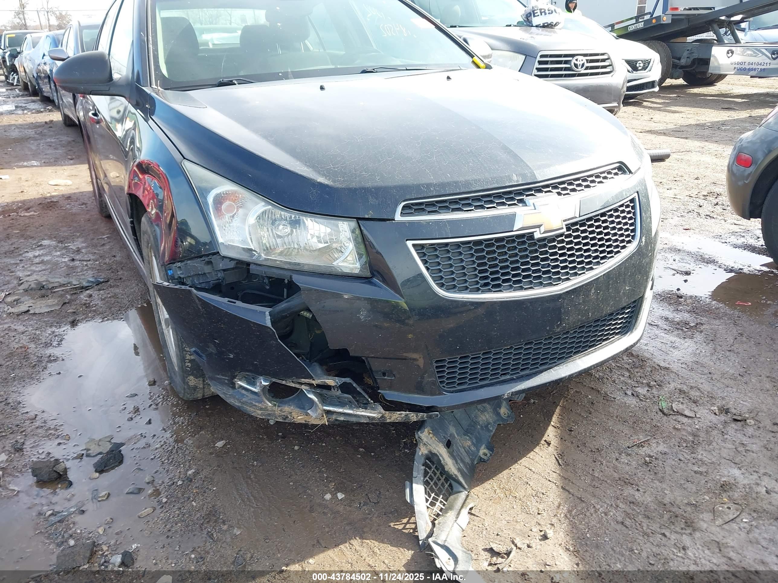 CHEVROLET CRUZE image 6