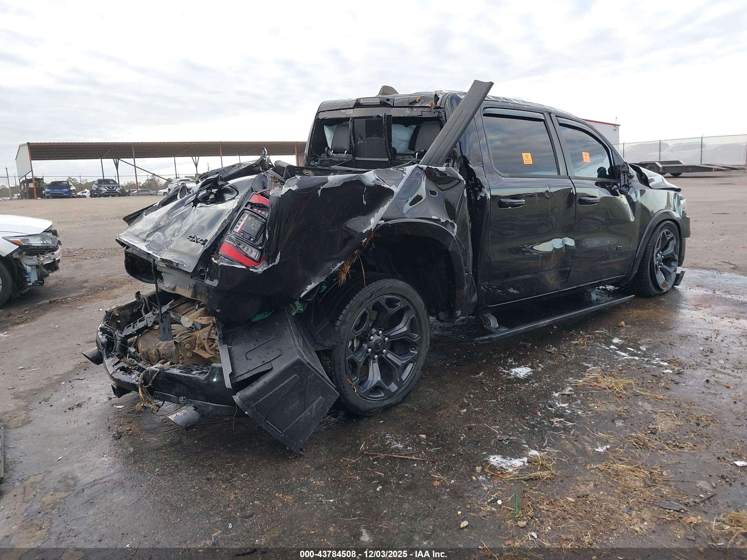 RAM 1500 image 4