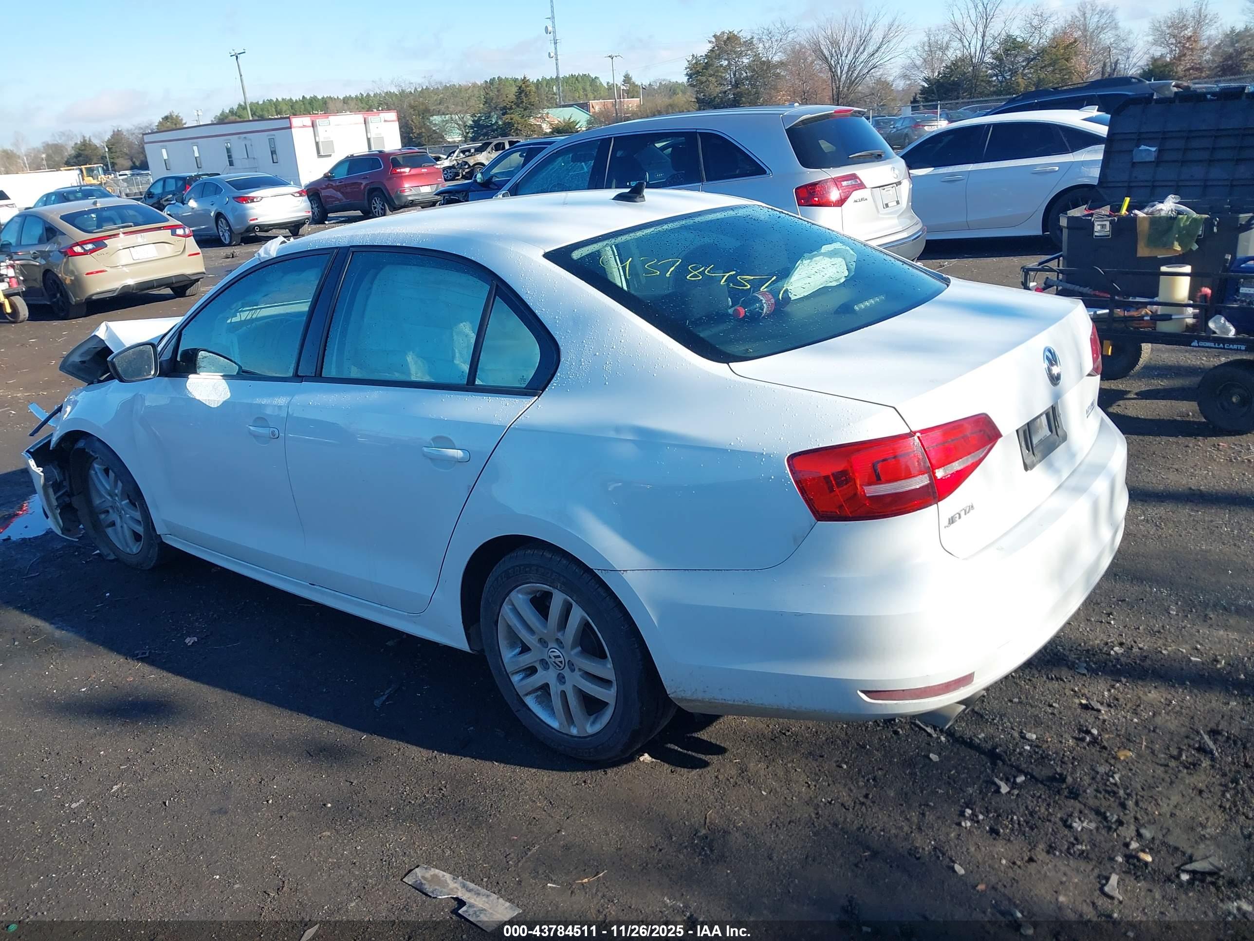 VOLKSWAGEN JETTA image 3