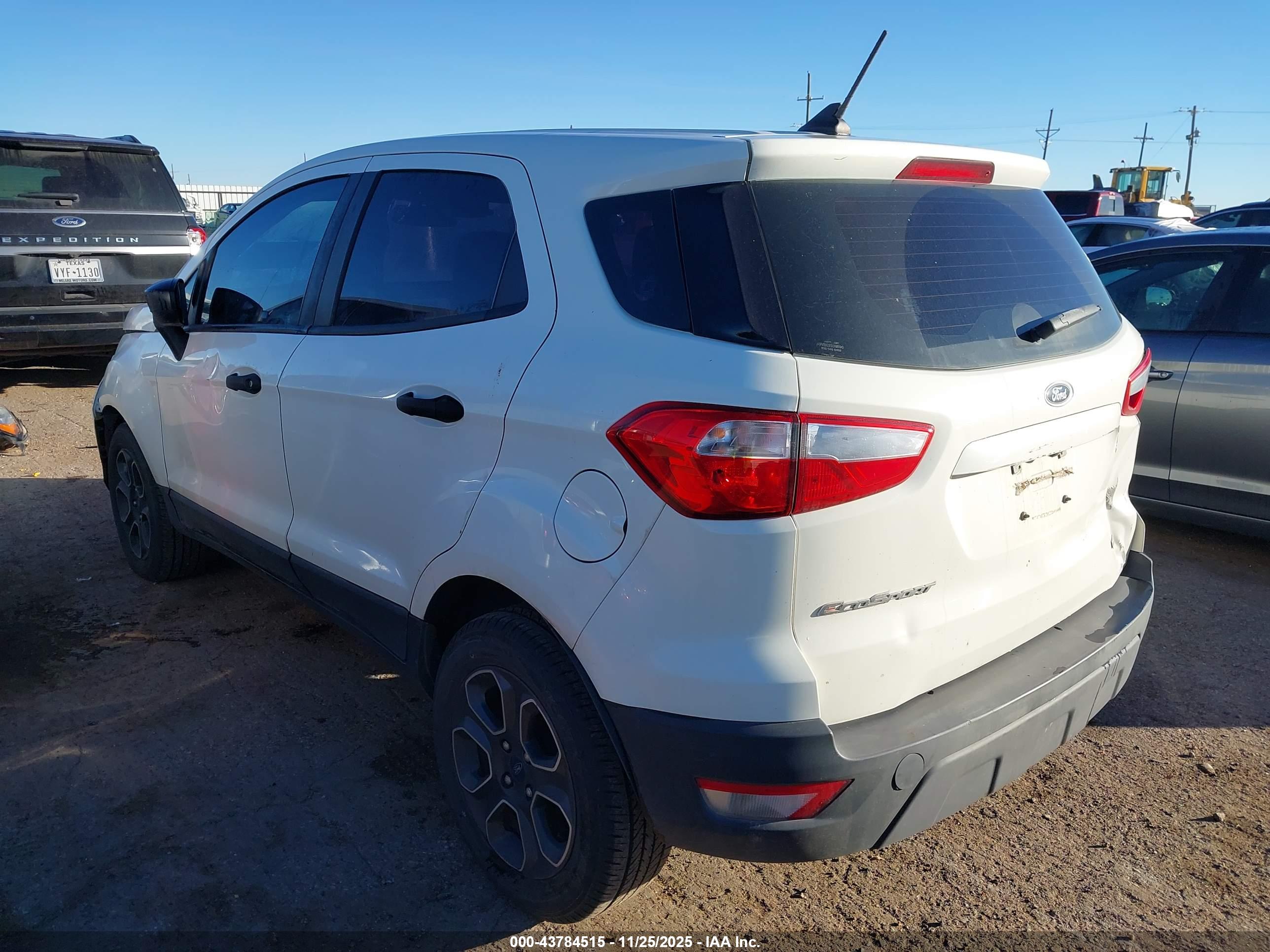 FORD ECOSPORT image 3