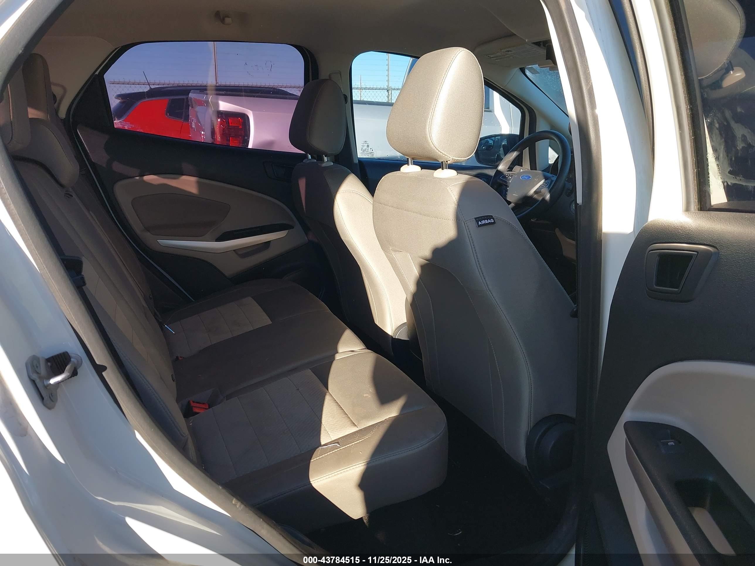 FORD ECOSPORT image 8