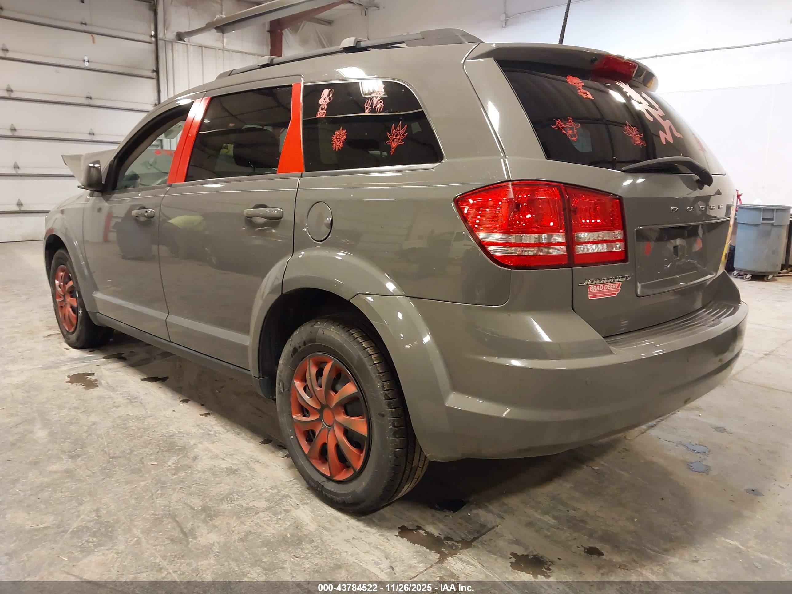 DODGE JOURNEY image 3