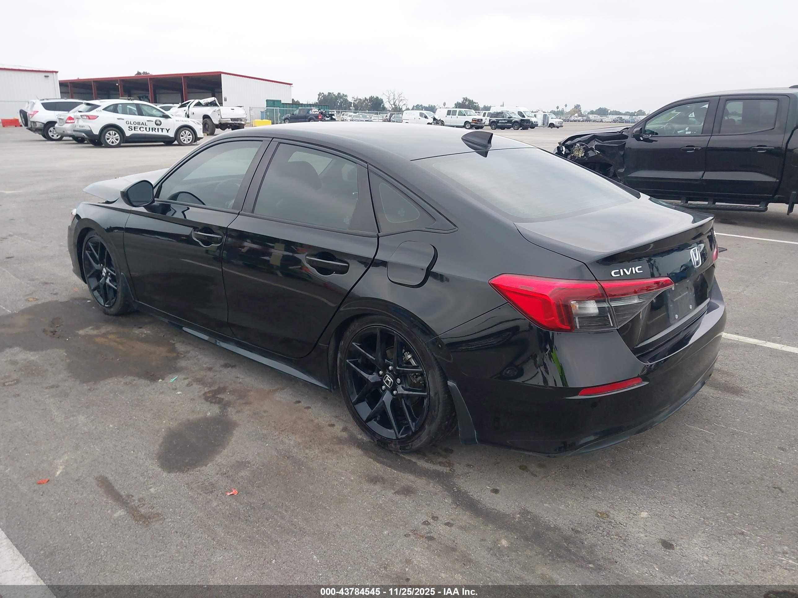 HONDA CIVIC image 3