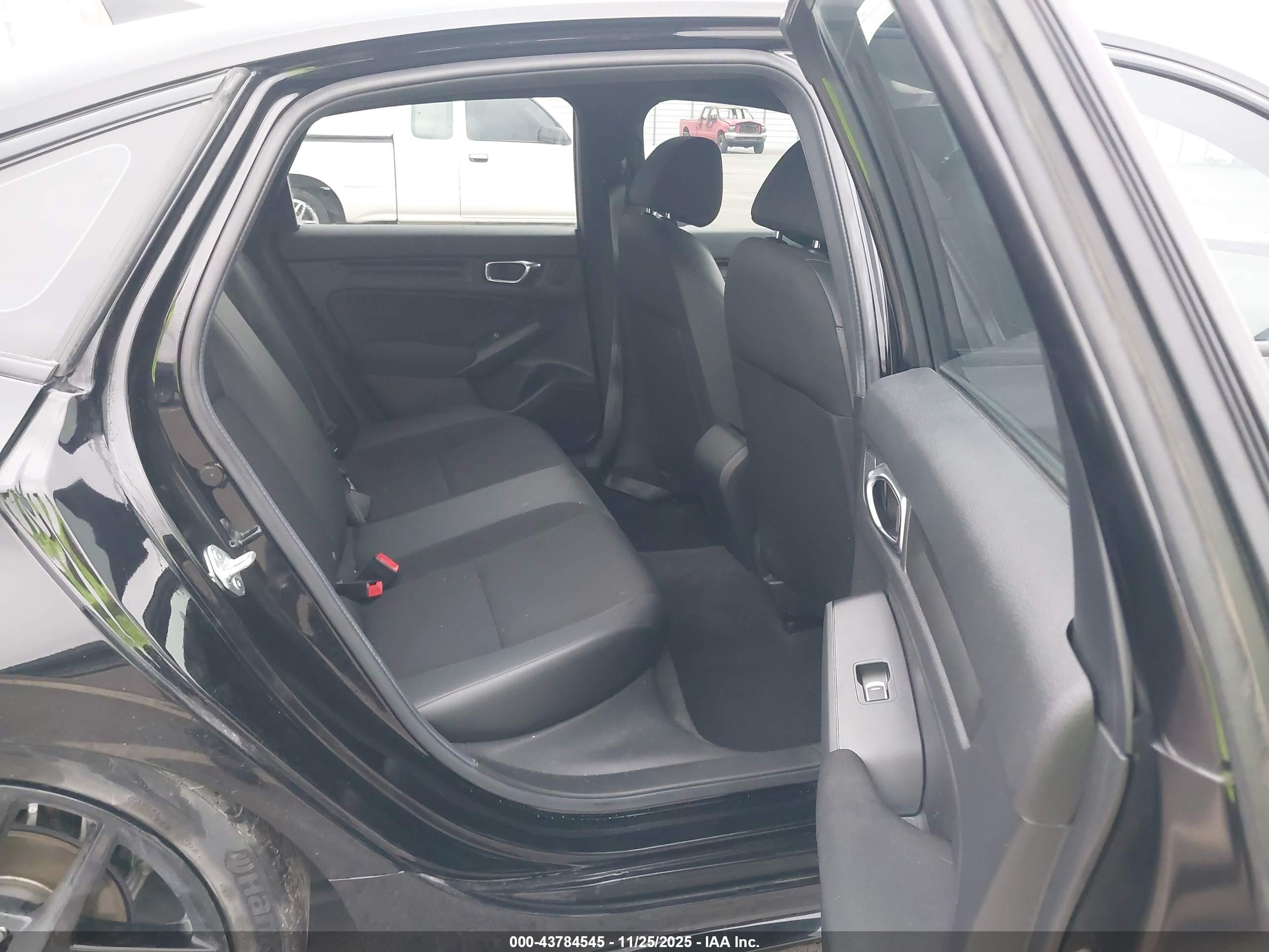 HONDA CIVIC image 8