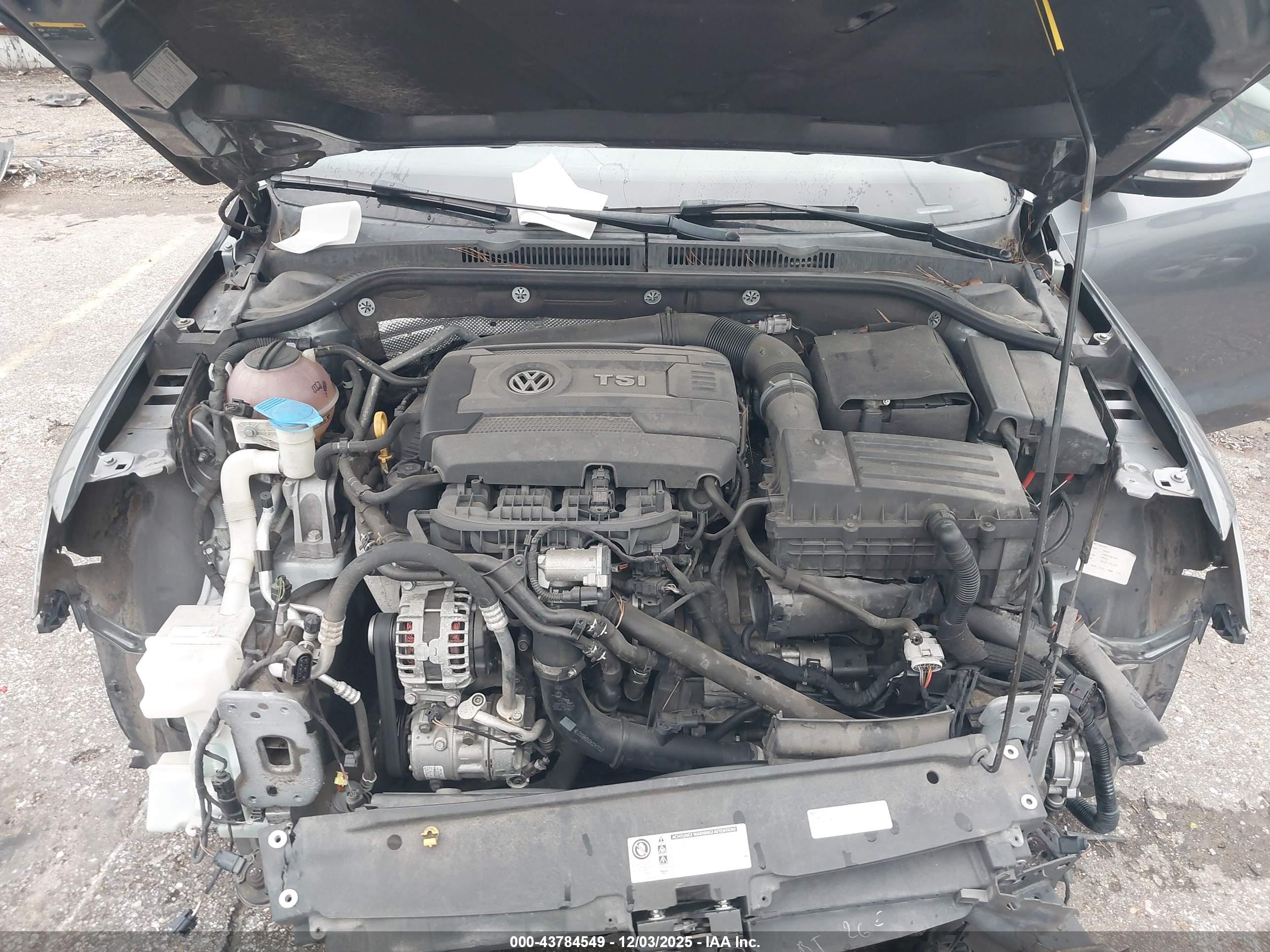 VOLKSWAGEN JETTA image 10