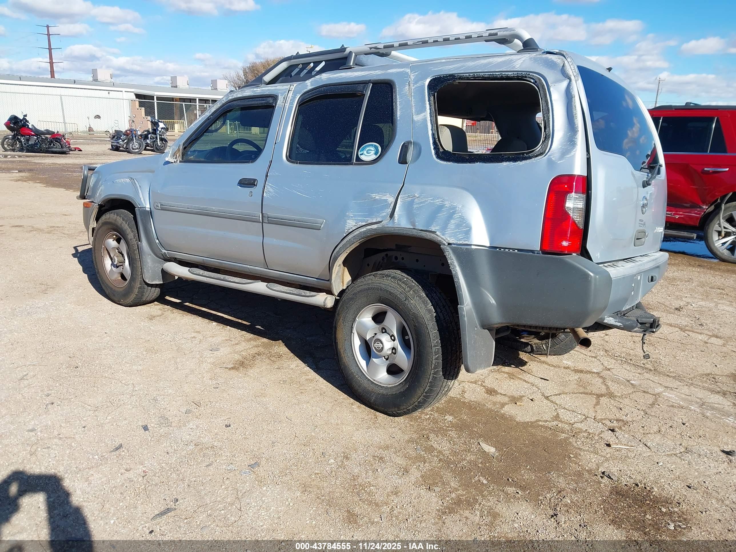 NISSAN XTERRA image 3