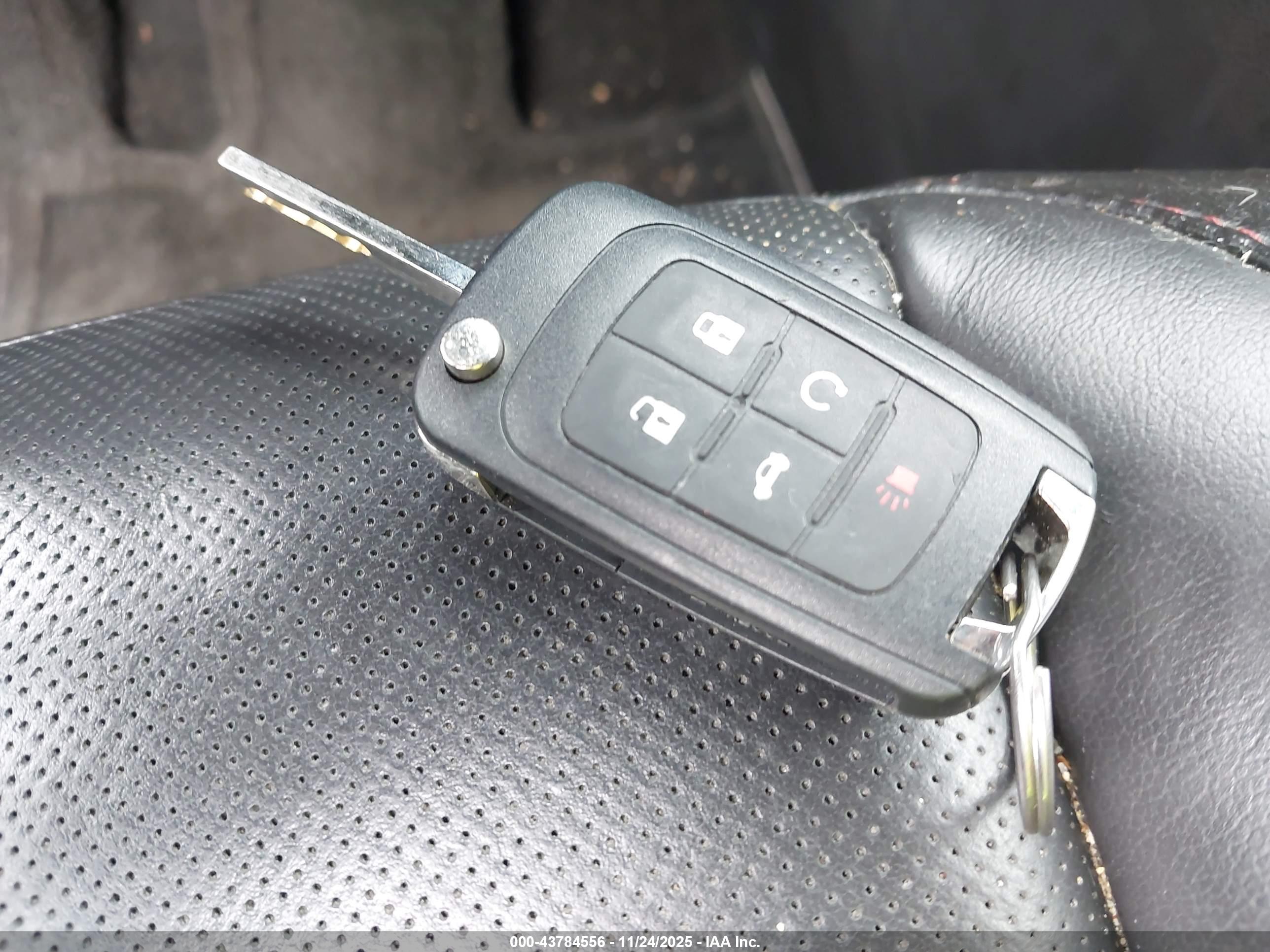 GMC TERRAIN image 11
