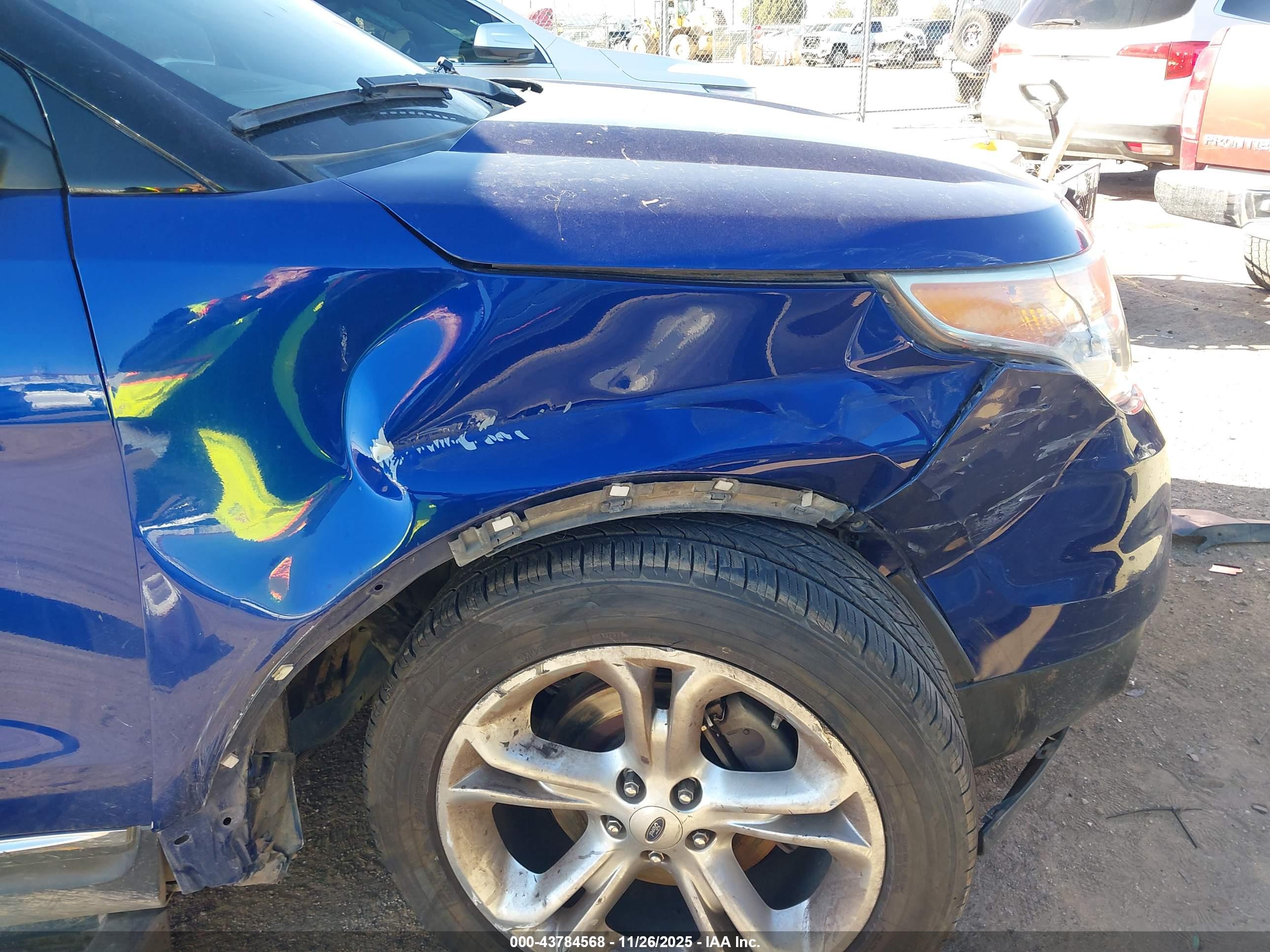 FORD EXPLORER image 6