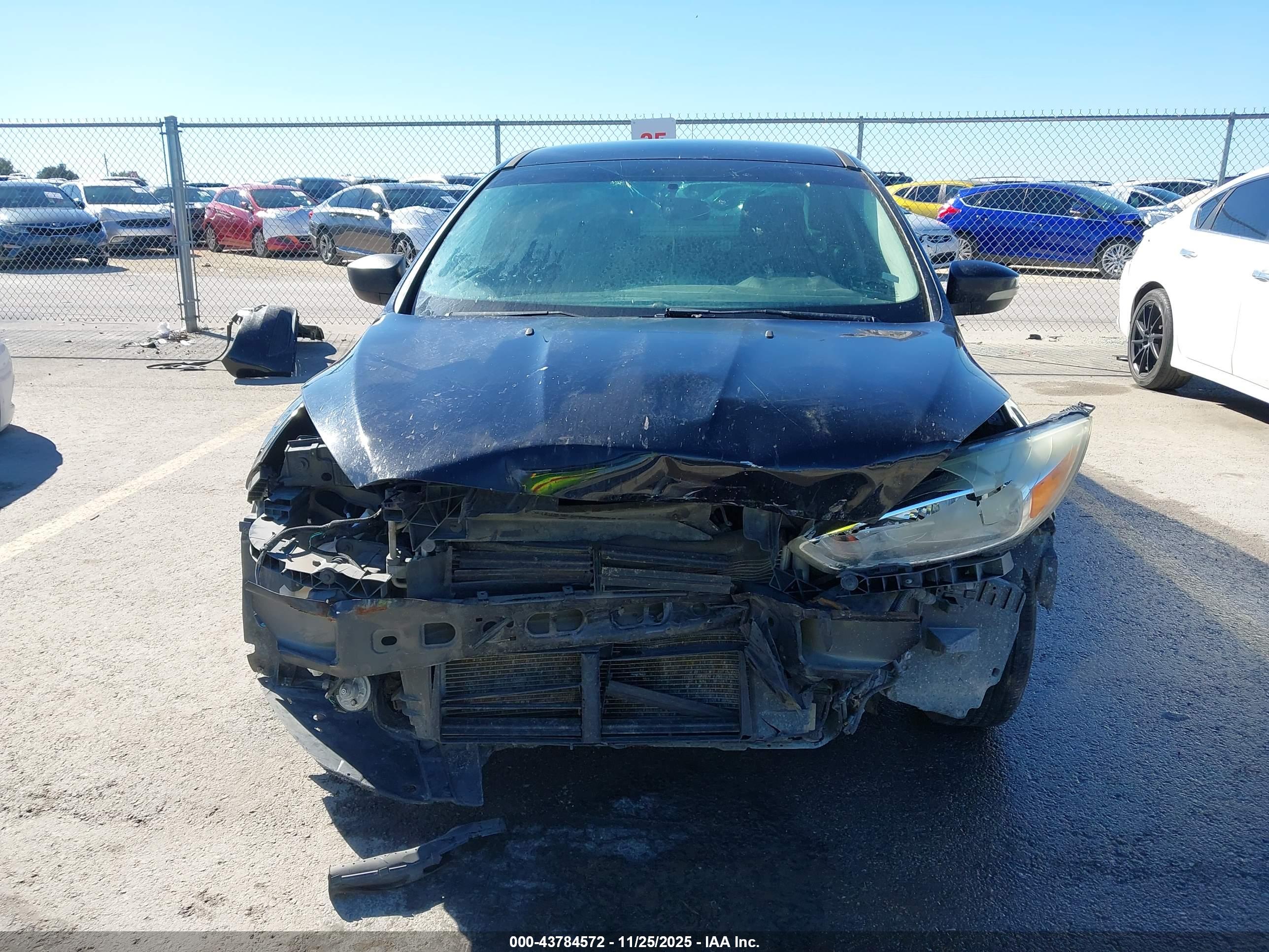 FORD FOCUS image 6