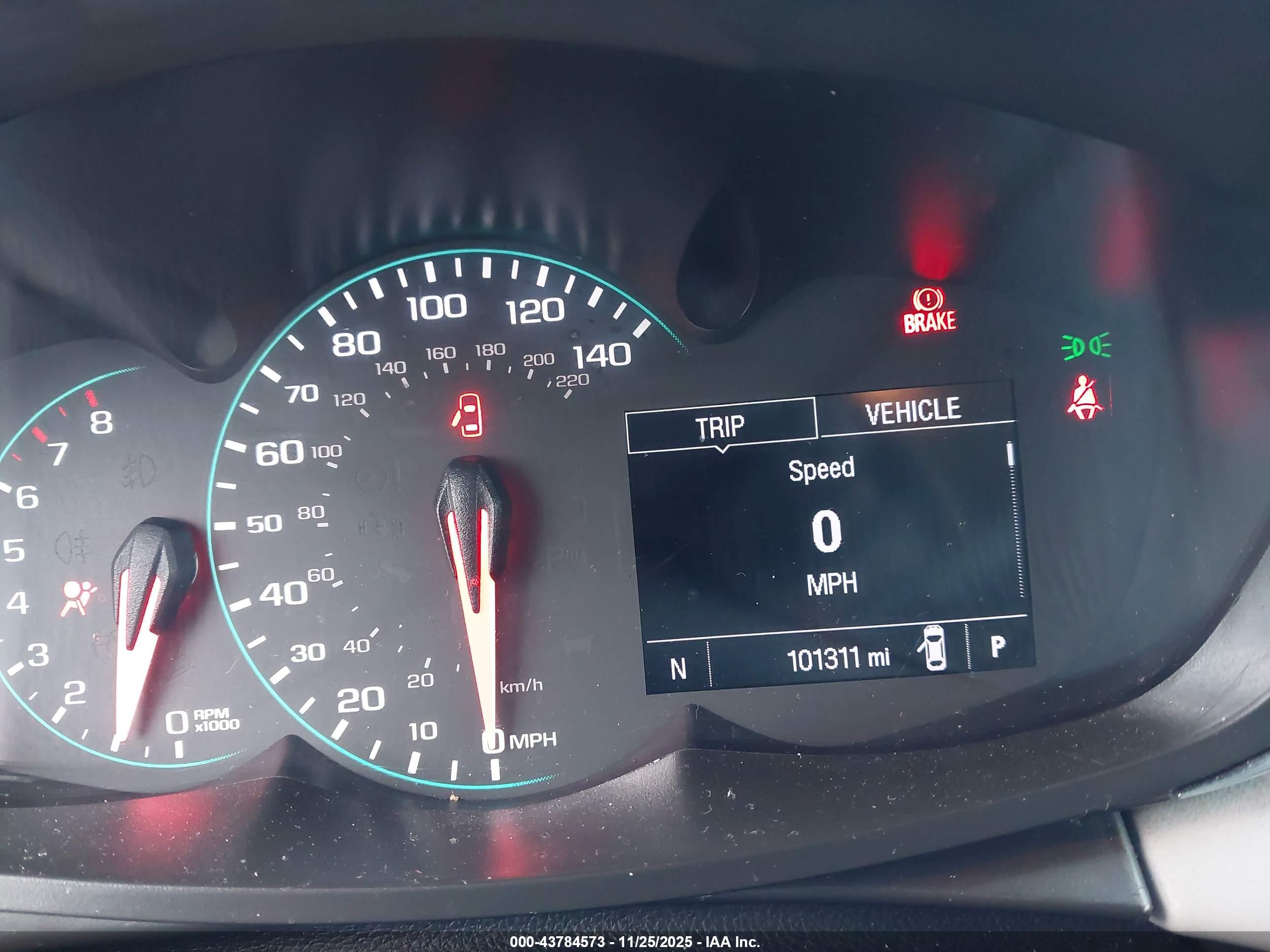 CHEVROLET TRAX image 7
