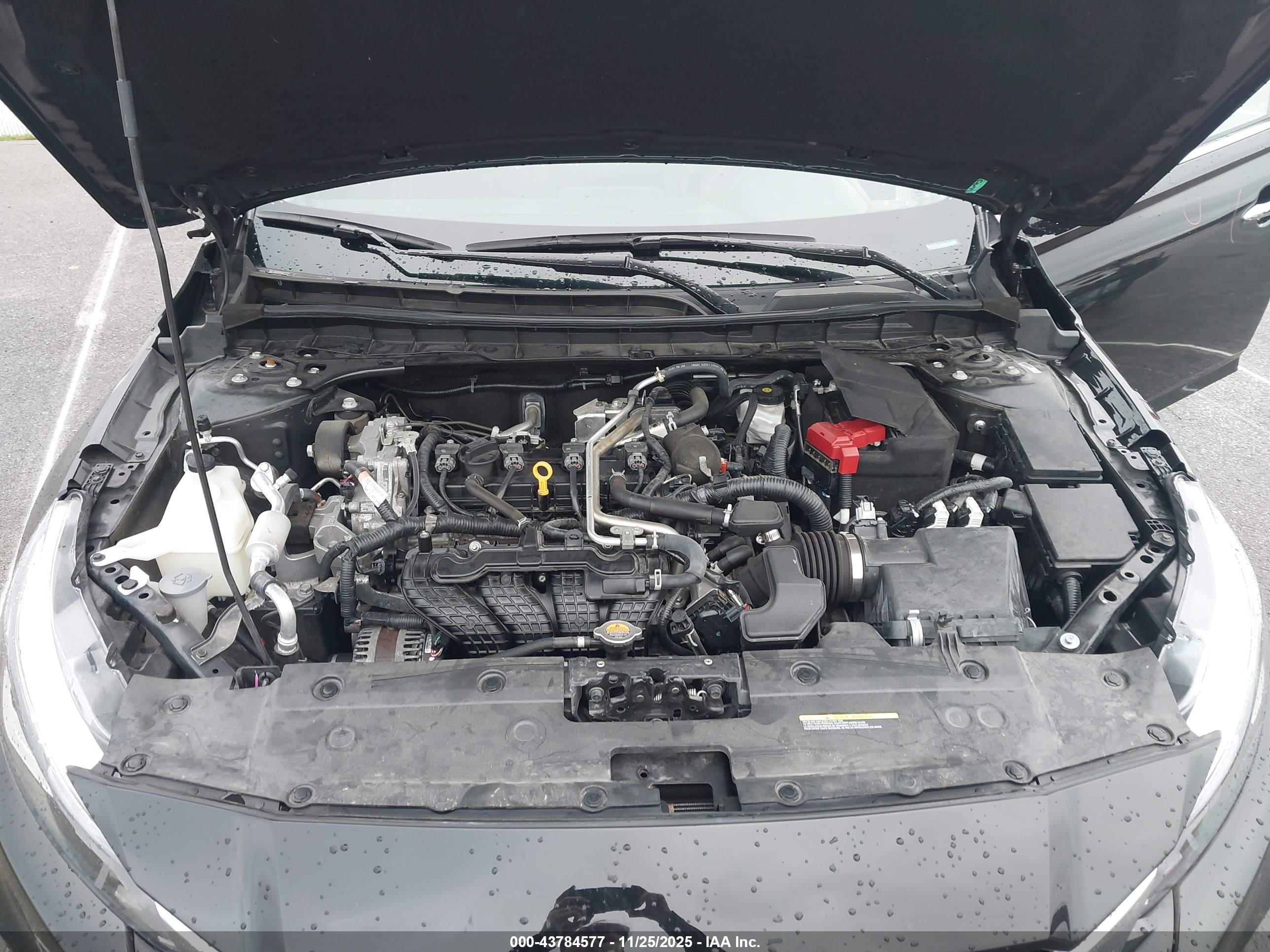 NISSAN ALTIMA image 10