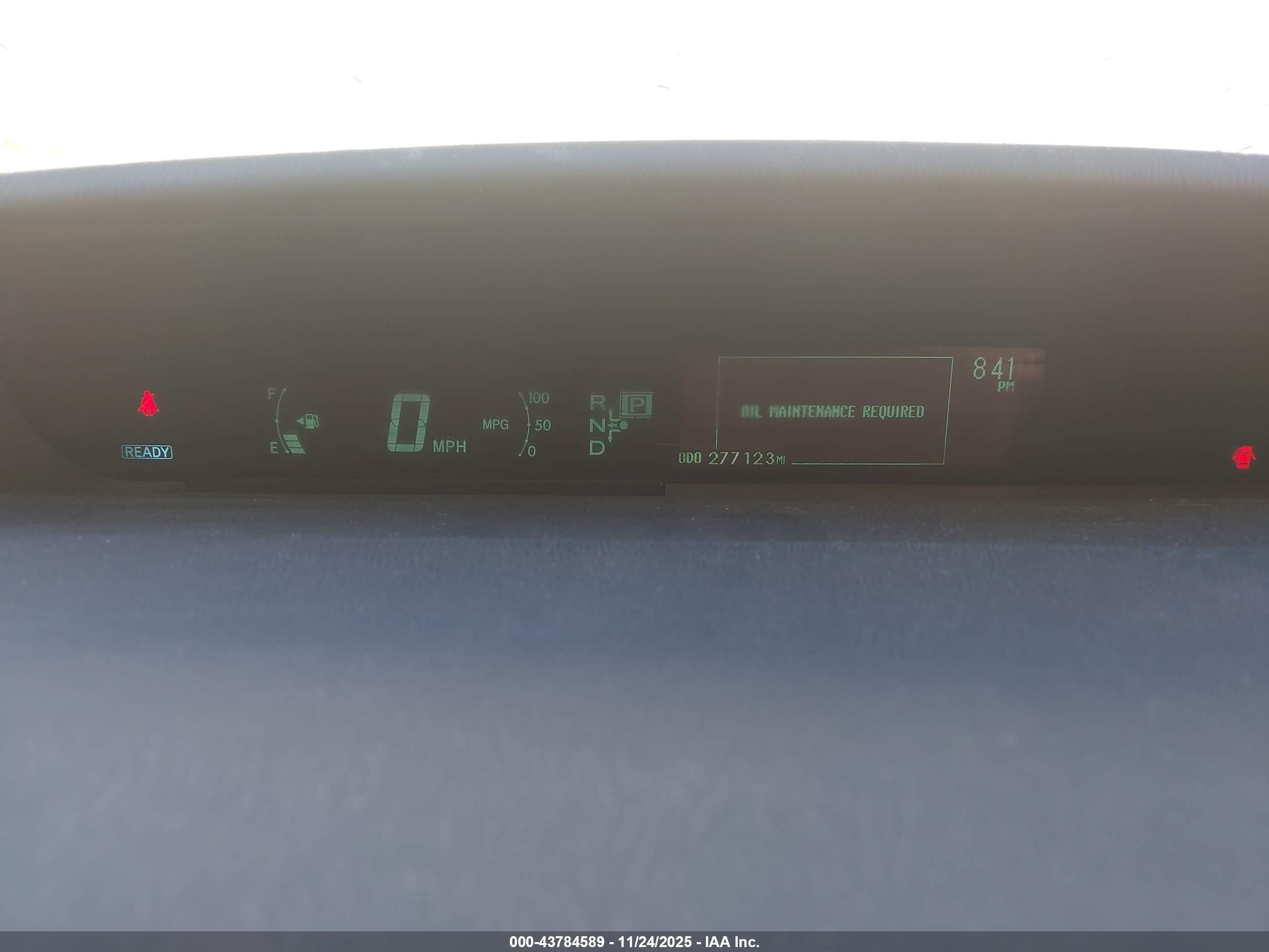TOYOTA PRIUS image 7