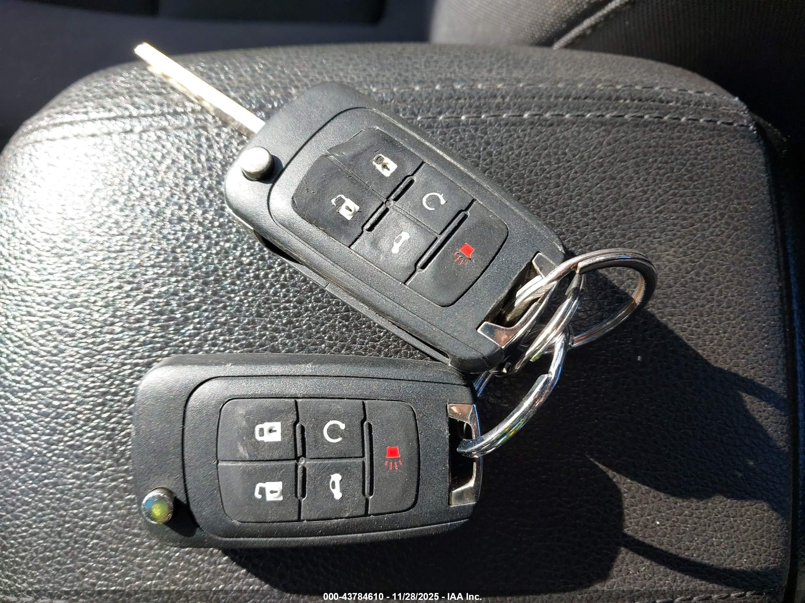 CHEVROLET CRUZE image 11