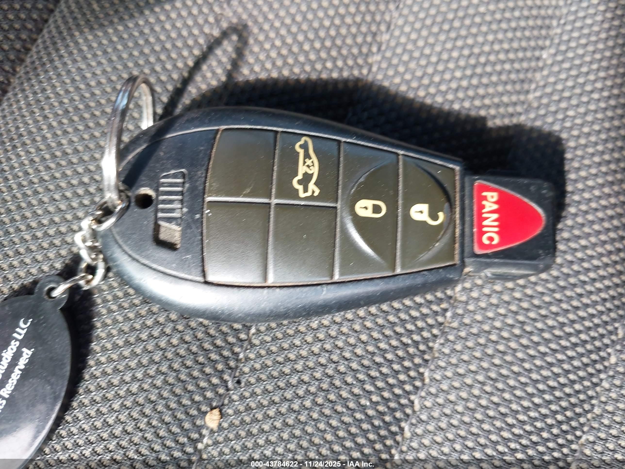 DODGE CHALLENGER image 11
