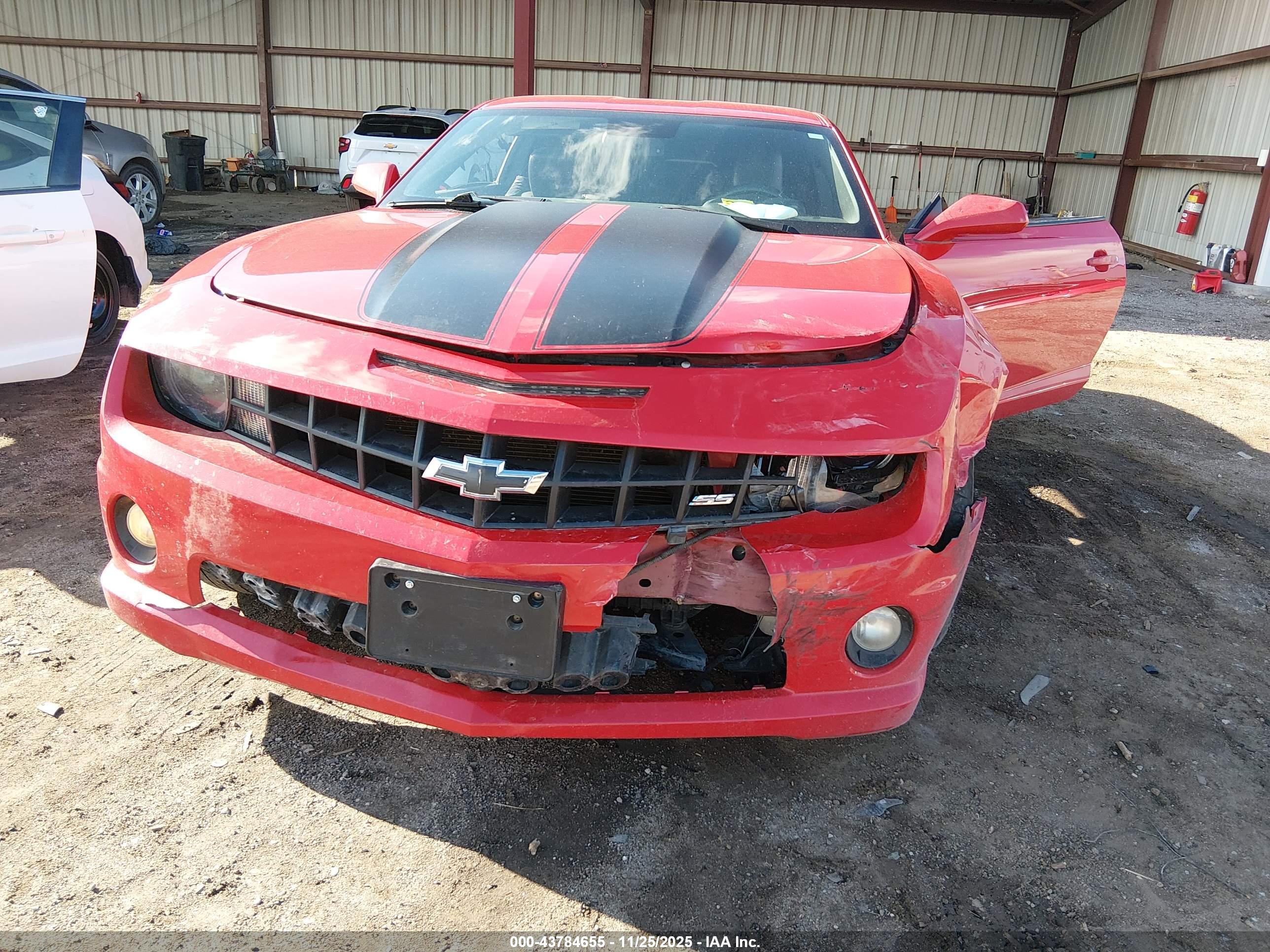 CHEVROLET CAMARO image 6