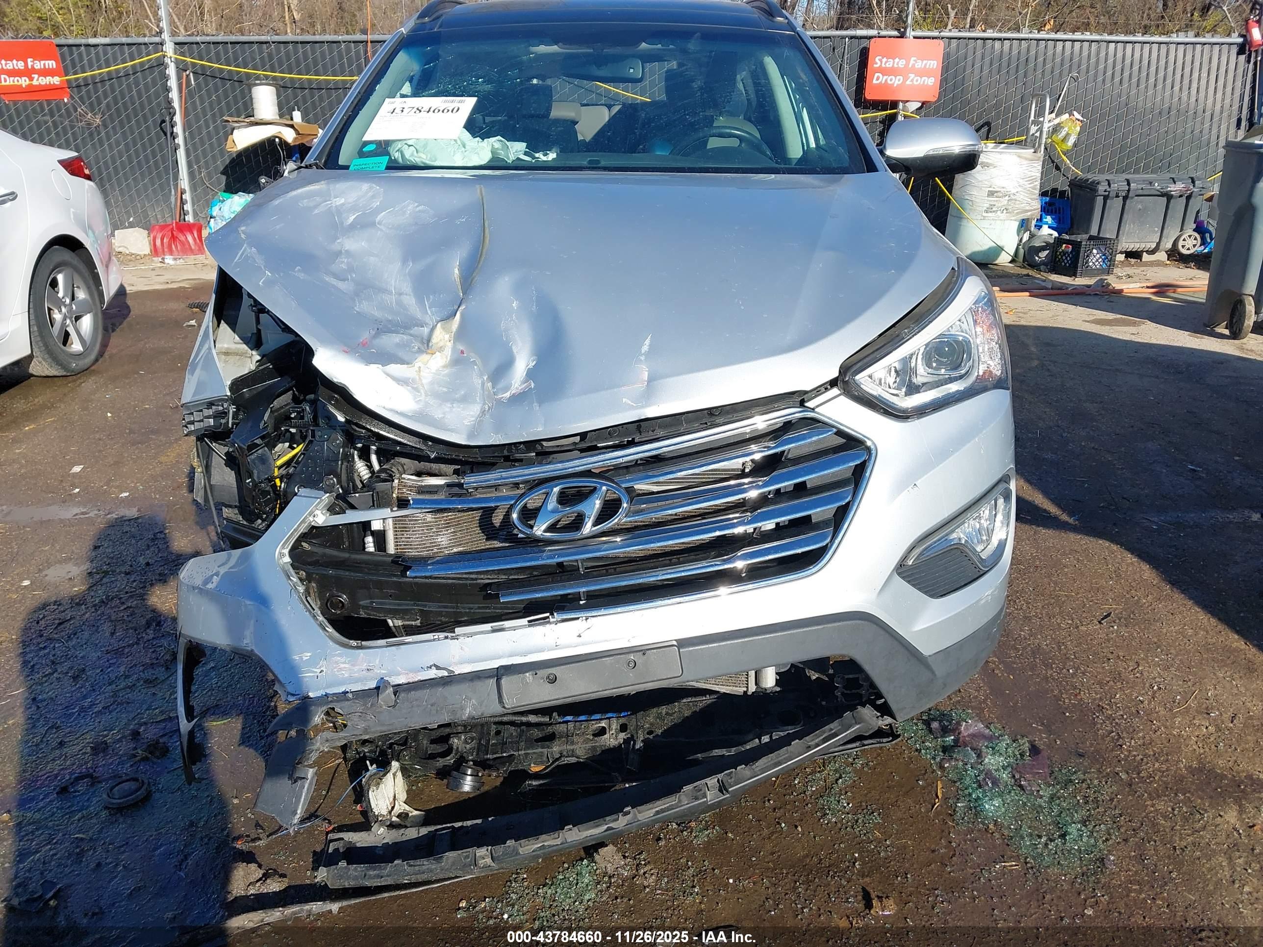 HYUNDAI SANTA image 6