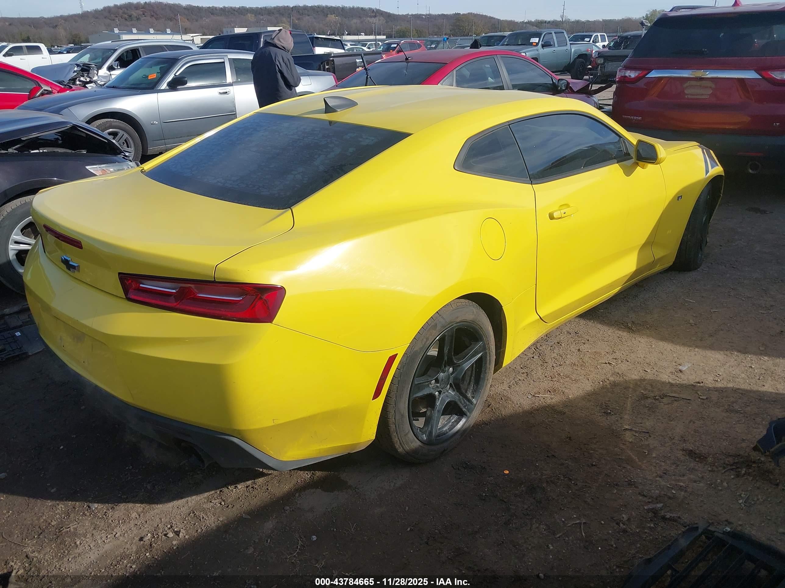 CHEVROLET CAMARO image 4