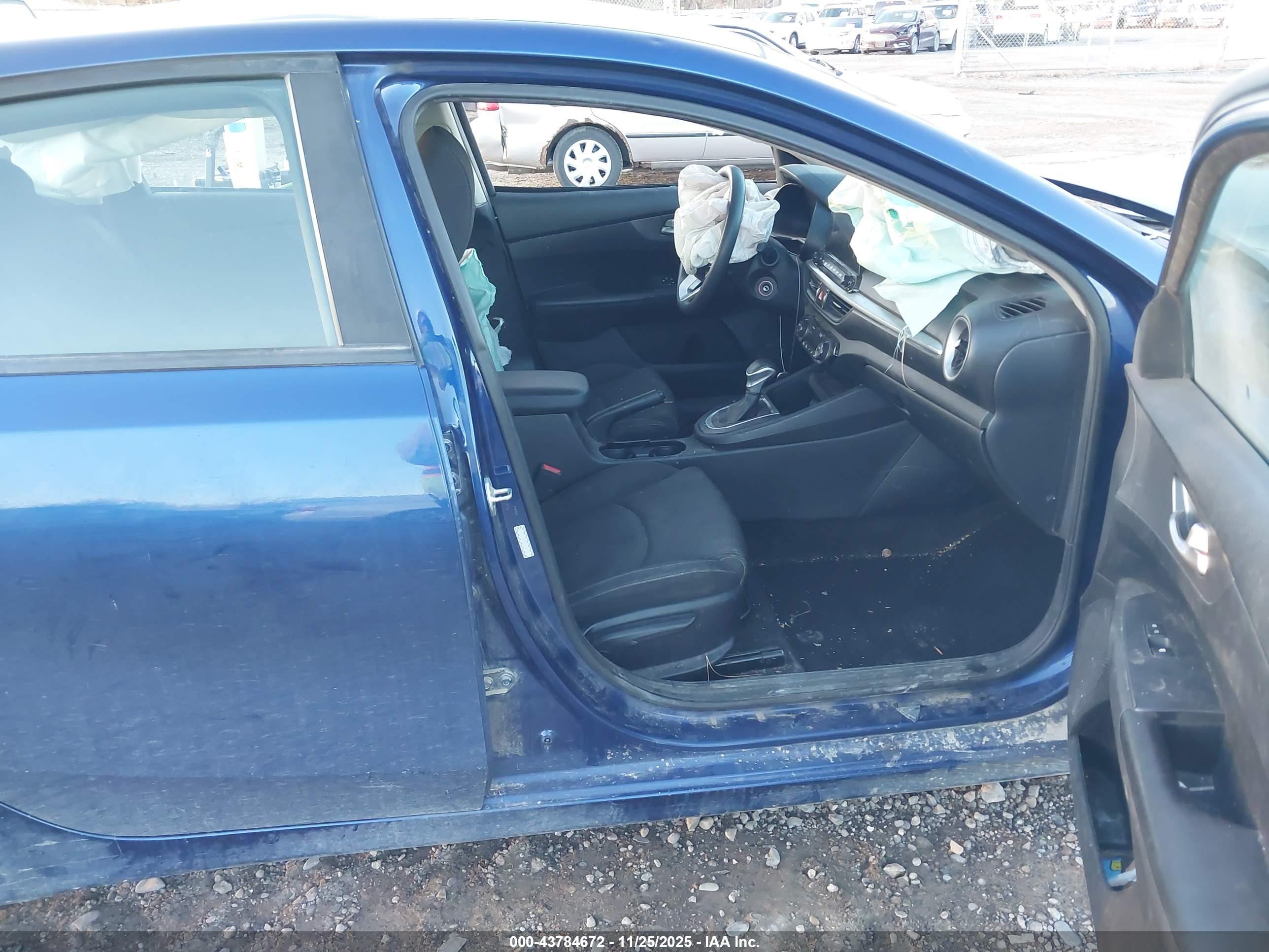 KIA FORTE image 5