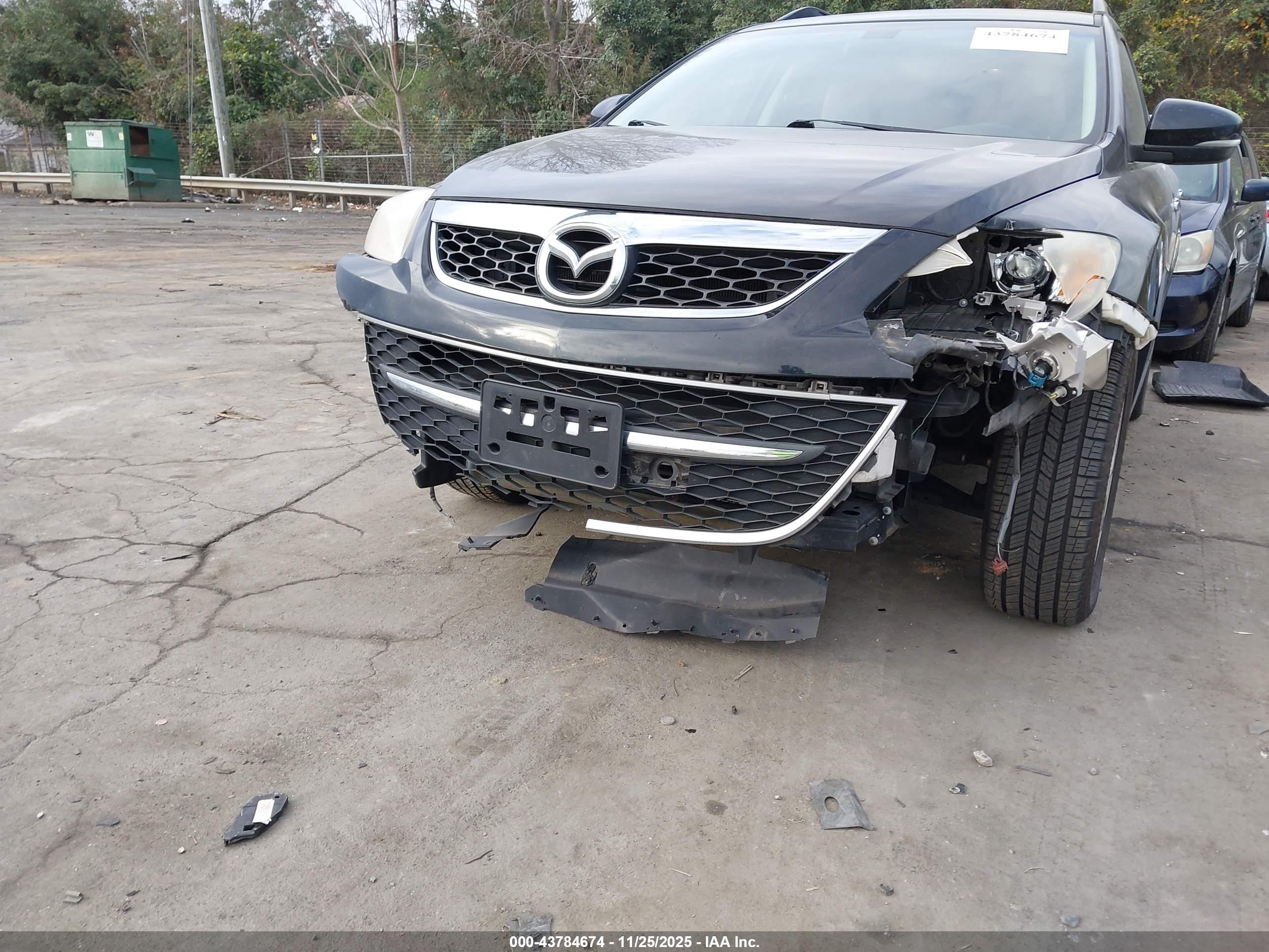 MAZDA CX-9 image 6