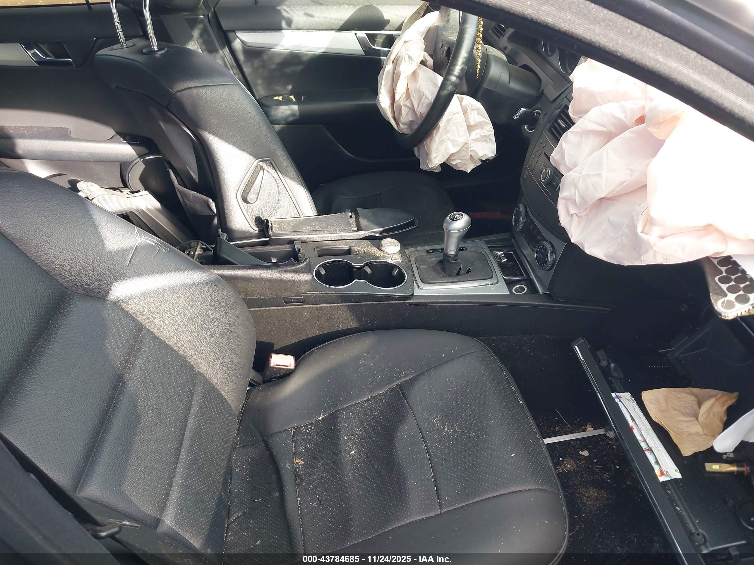 MERCEDES-BENZ C image 5